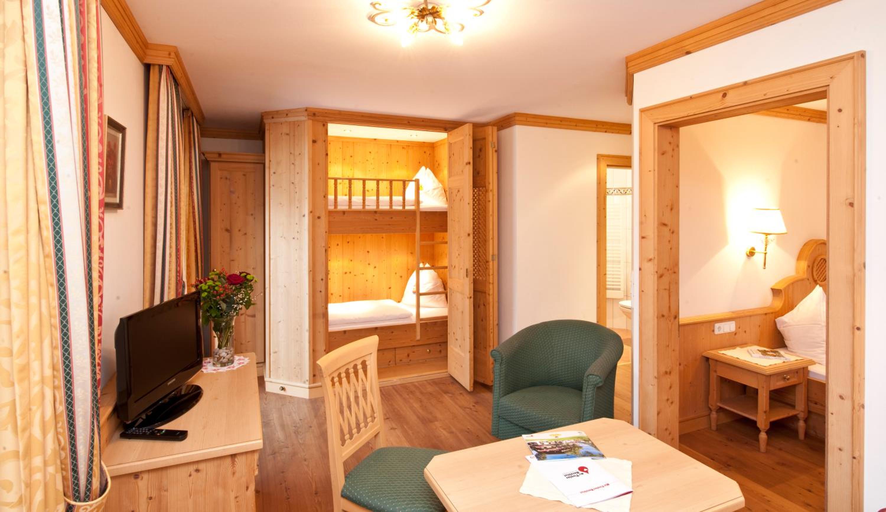 Family Suite photo 3