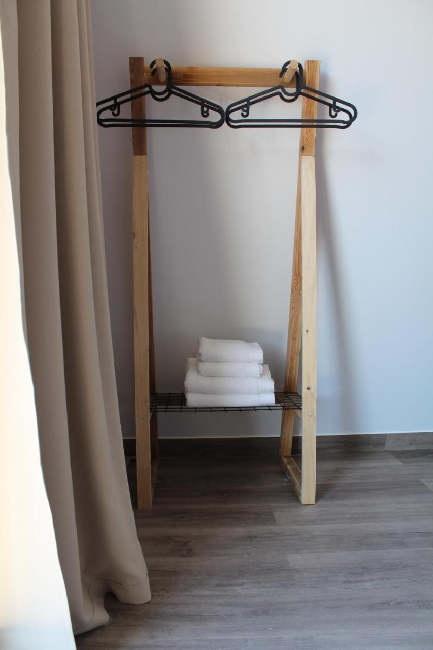 Deluxe Double Room with Shower - Photo 7