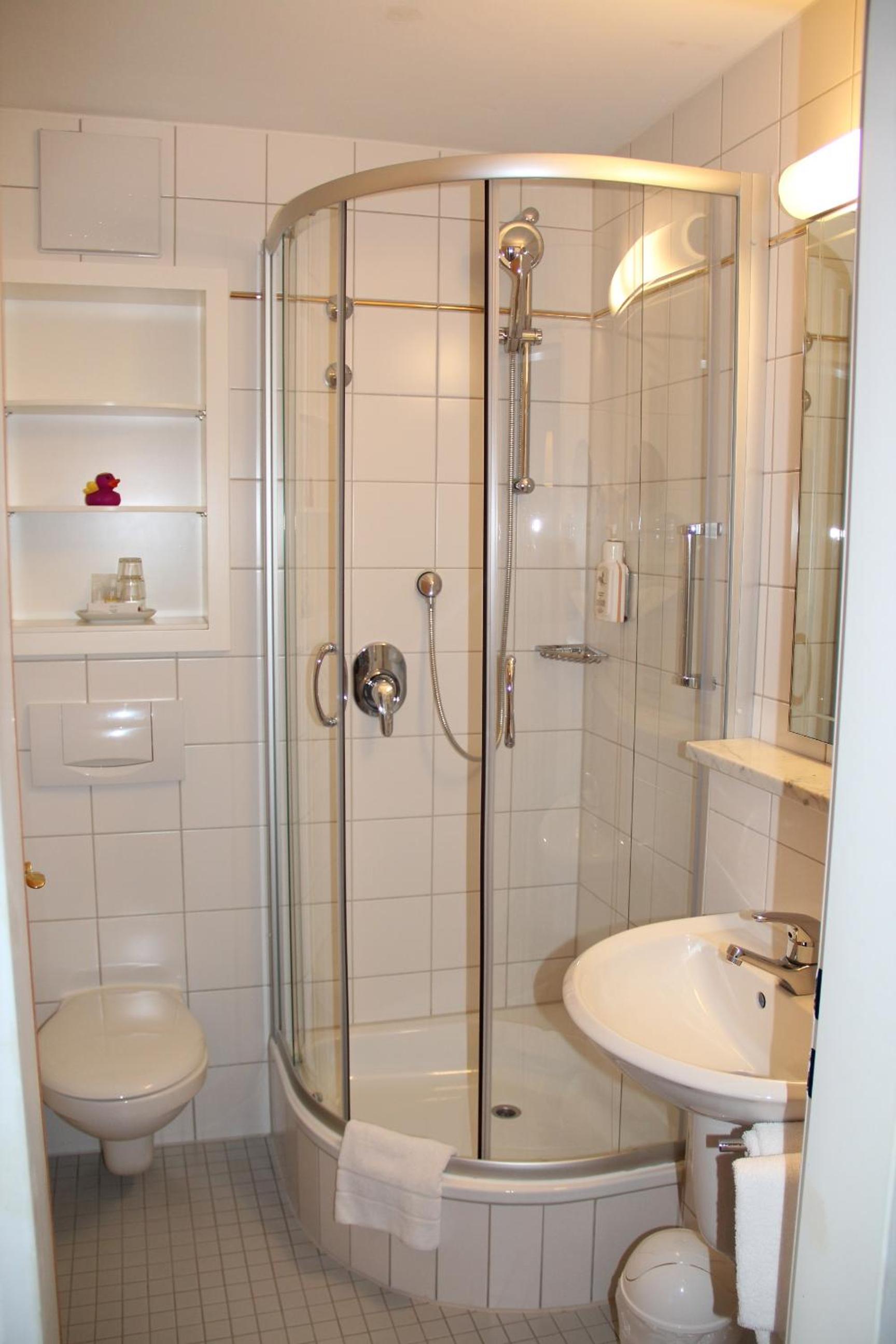 Standard Double Room photo 3