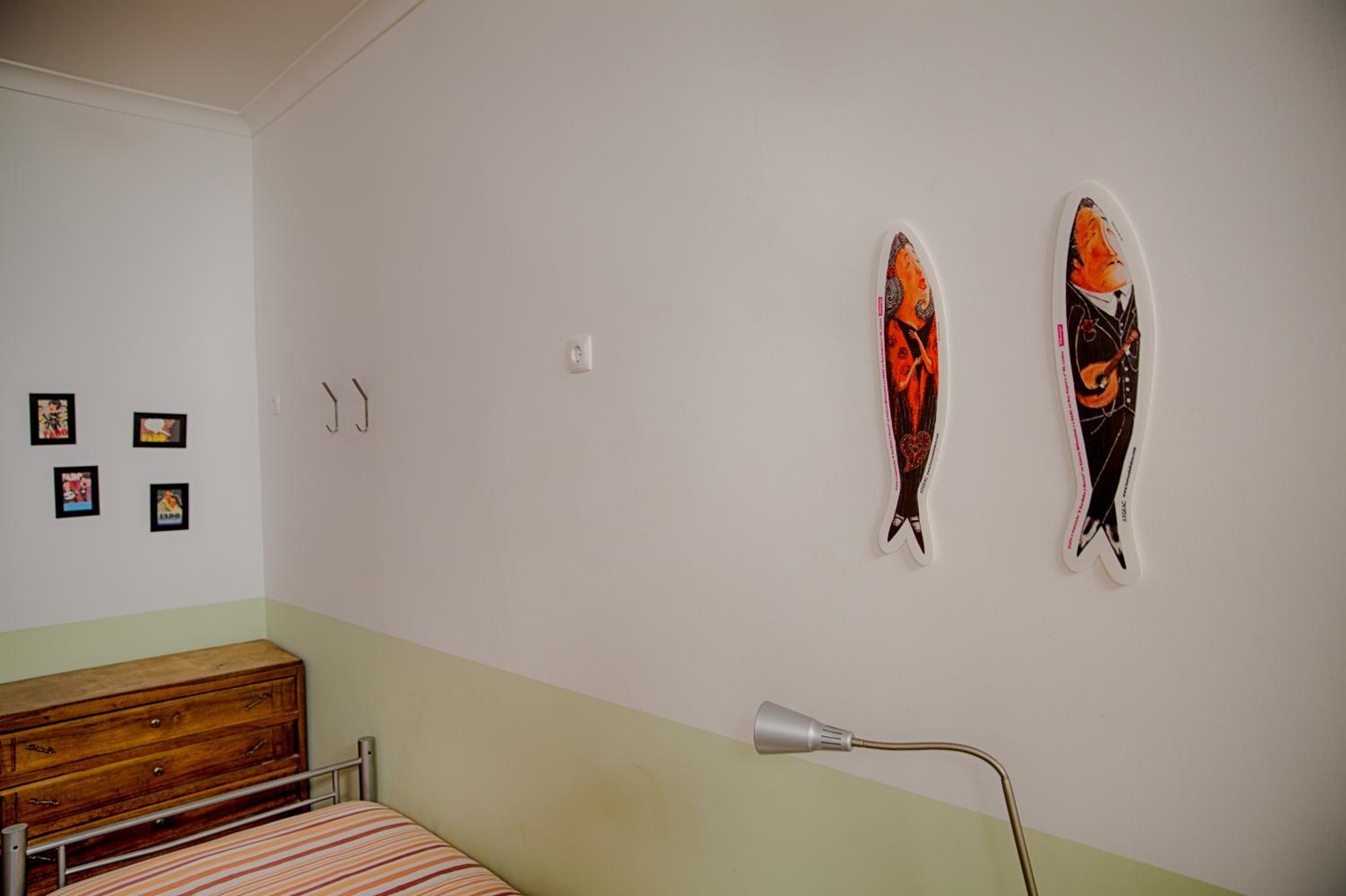 Single Bed in Mixed Dormitory Room (4 Beds) photo 2