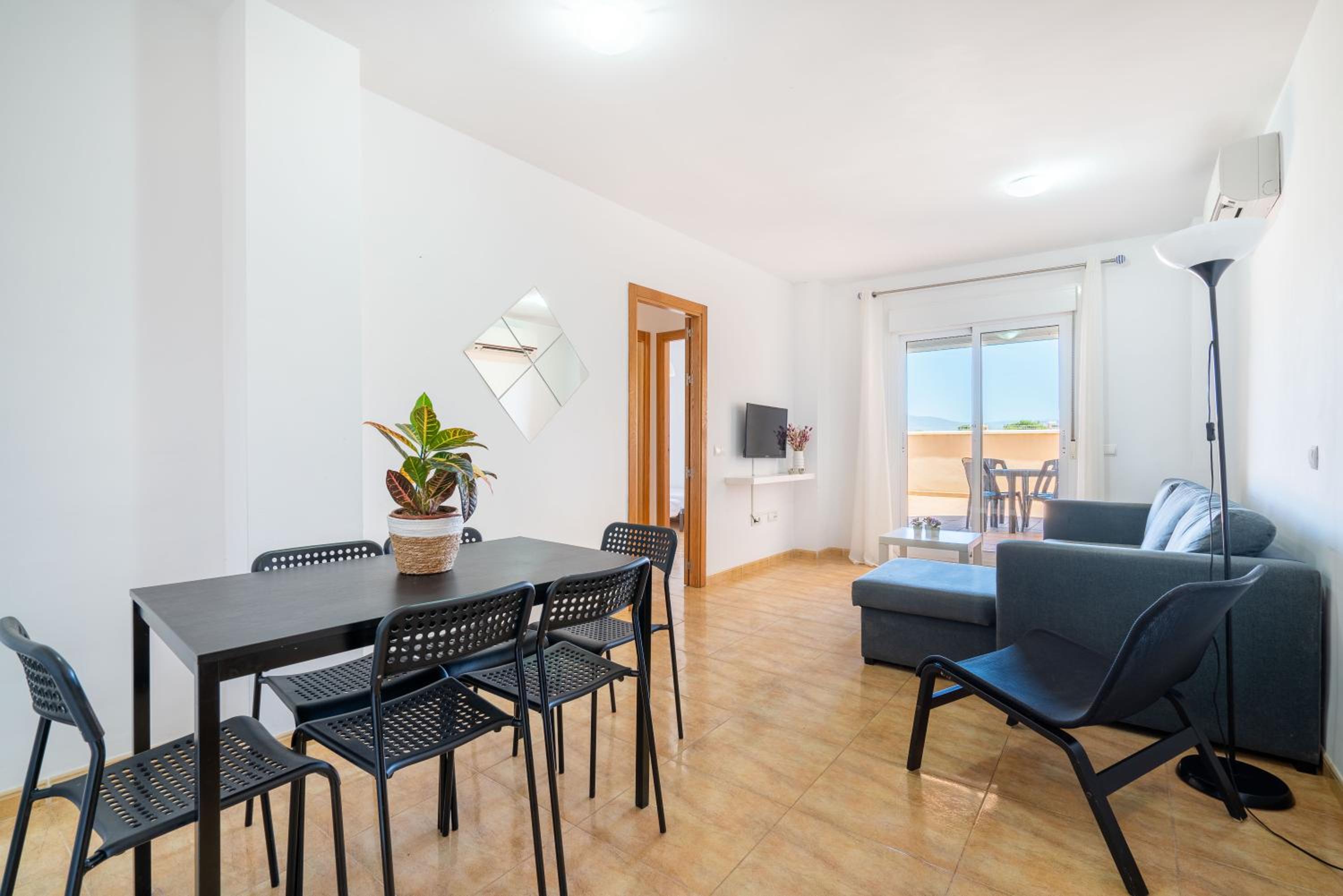 Apartamento con vista a la piscina