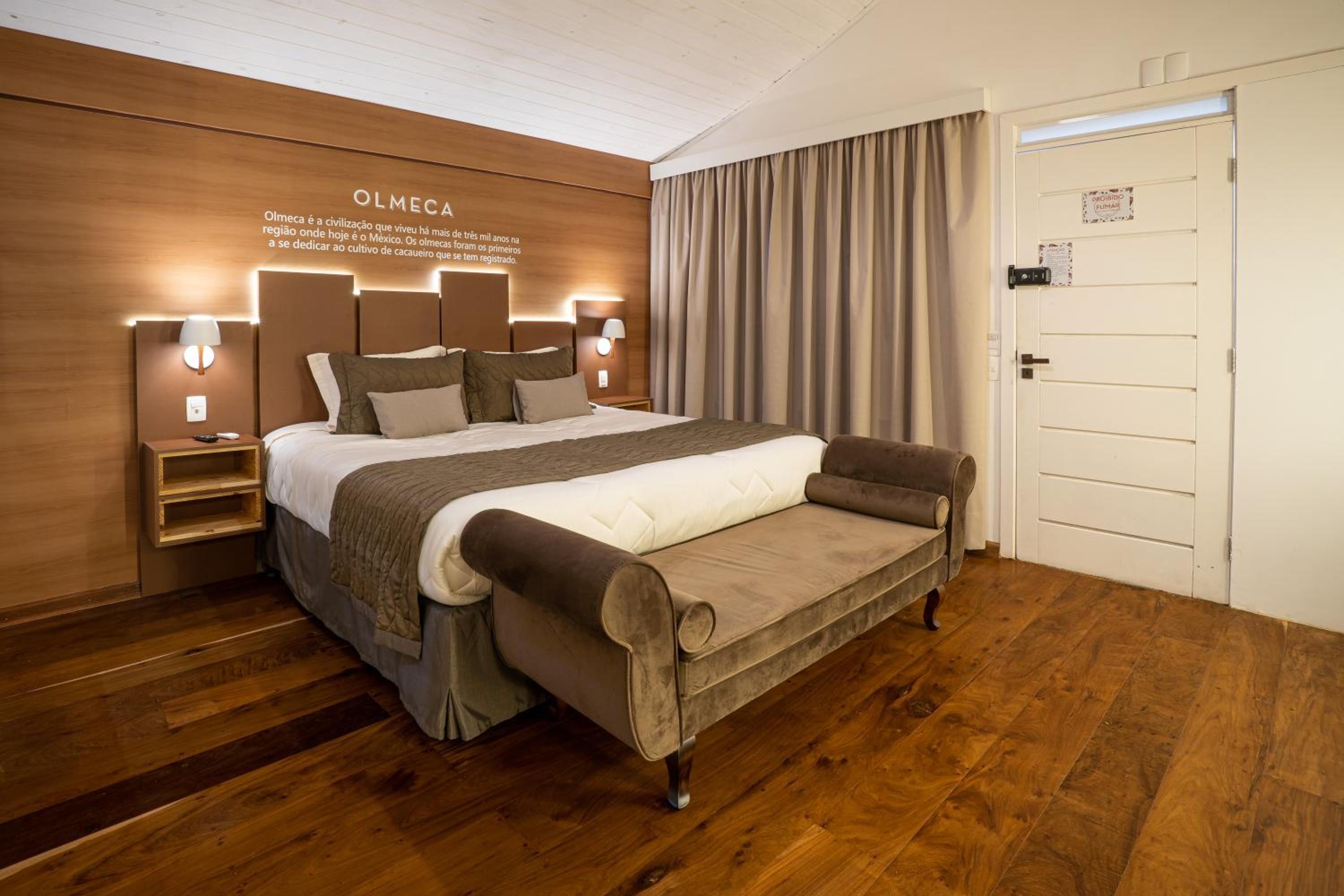 King Room with Spa Bath
