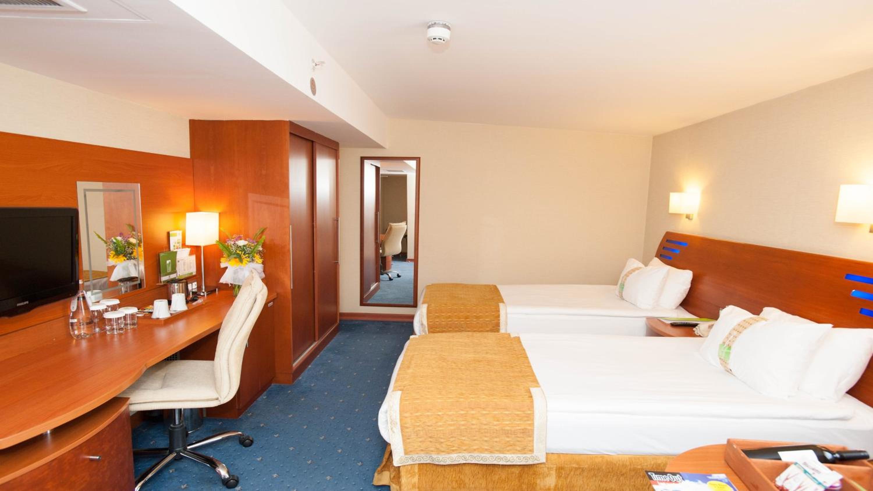 Standard Room photo 3