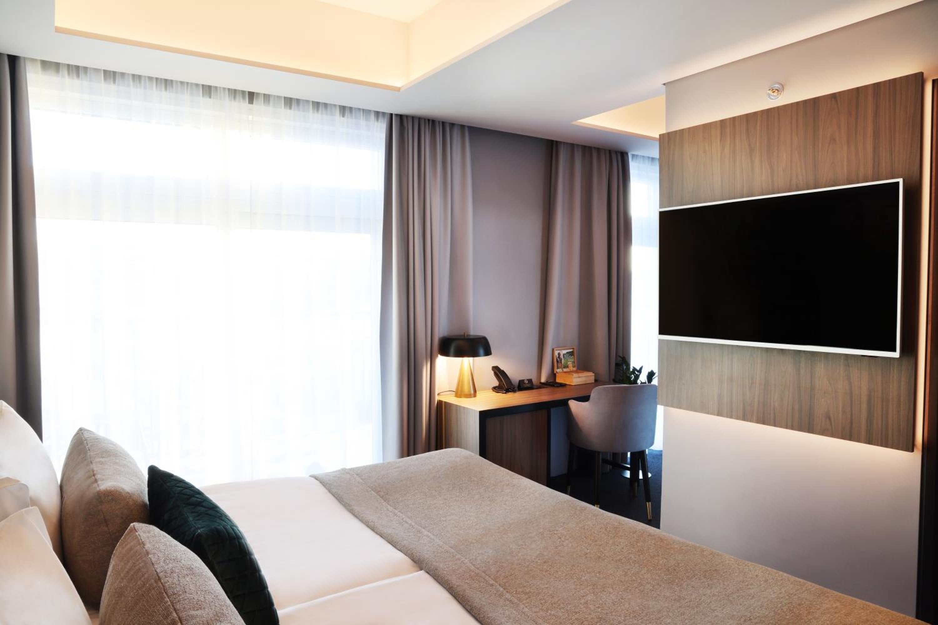 Junior Suite - Photo 1