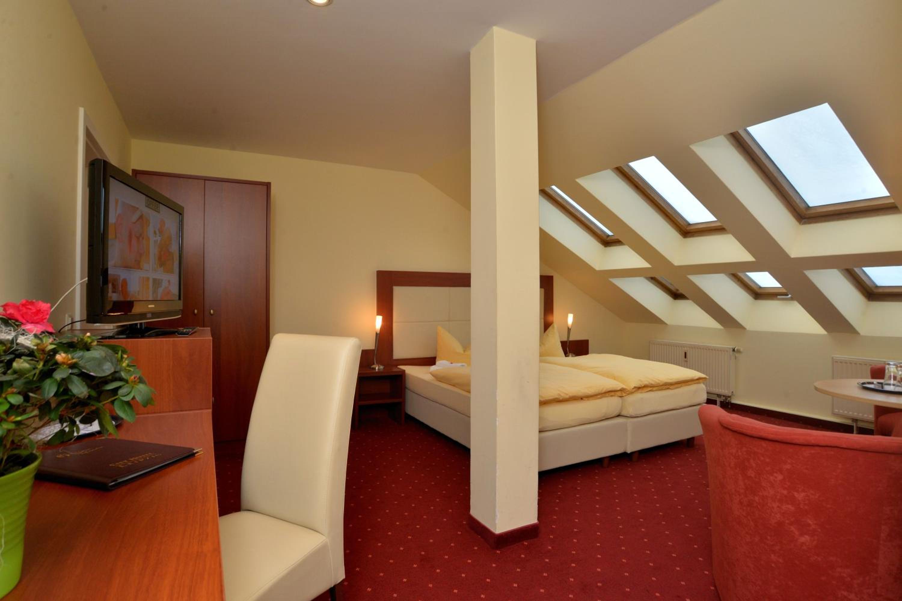 Two-Bedroom Apartment / Family Room - Photo 1