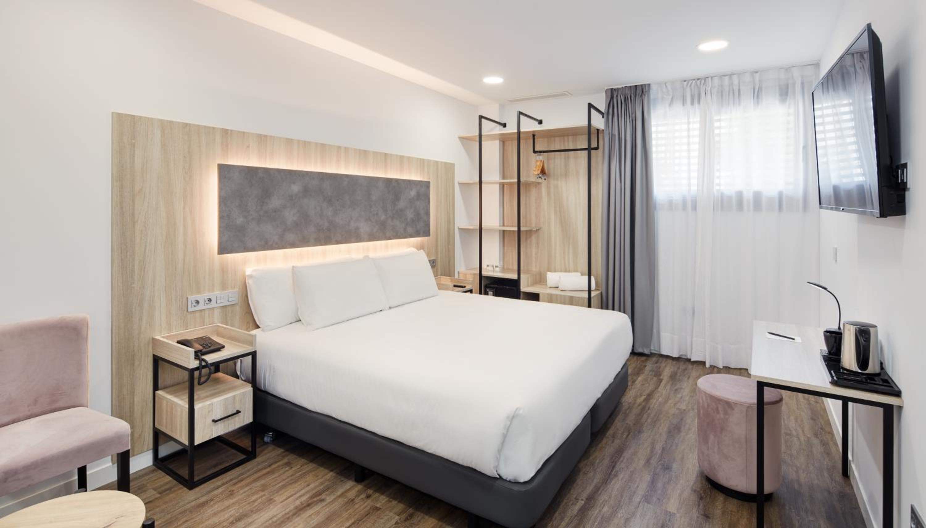 Triple Room - Photo 1