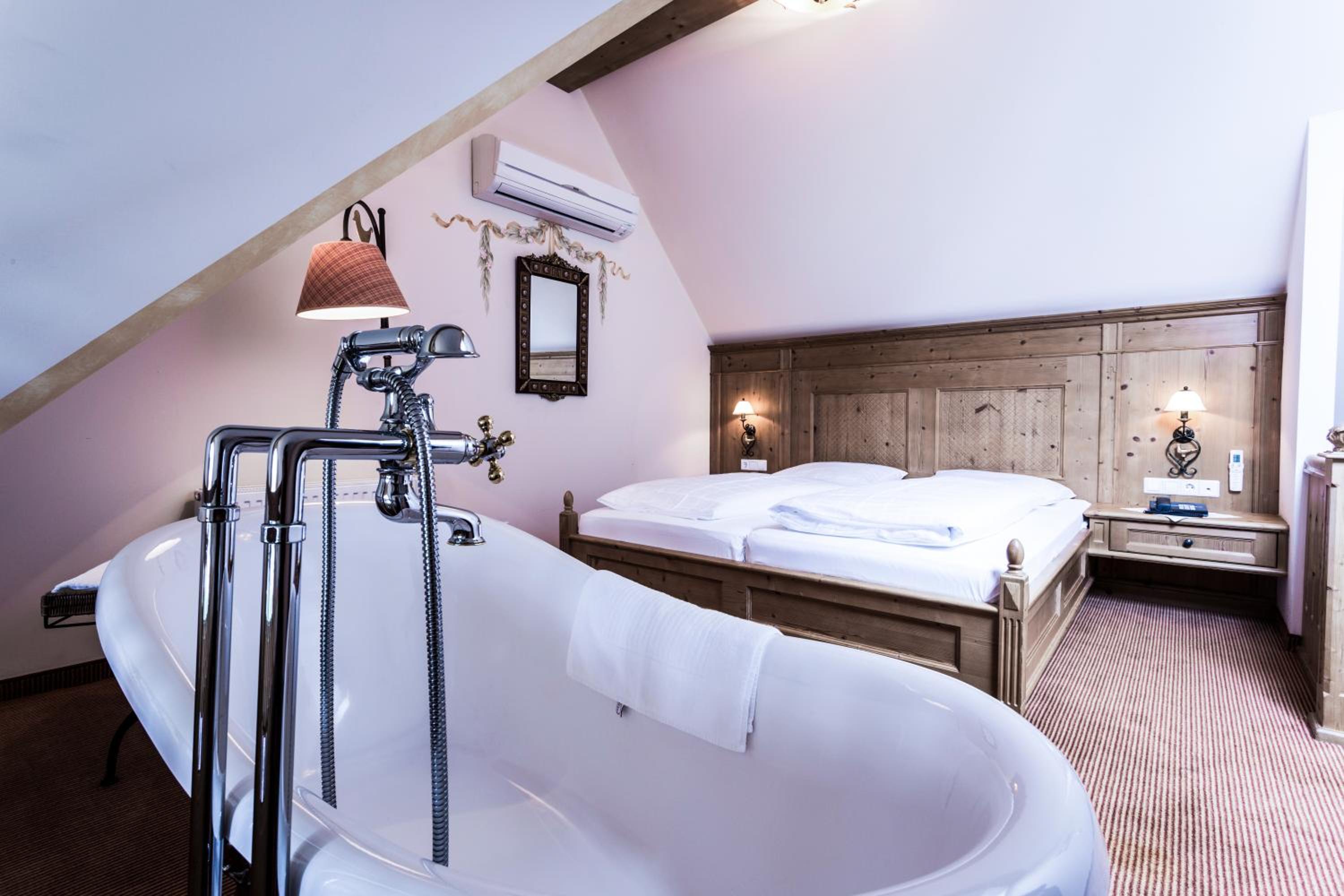 Premium Suite with Balcony