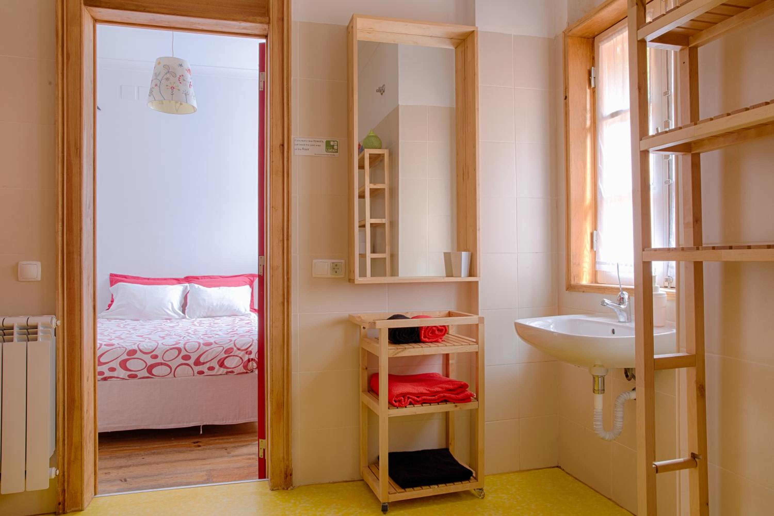 Double Room with Private Bathroom photo 3