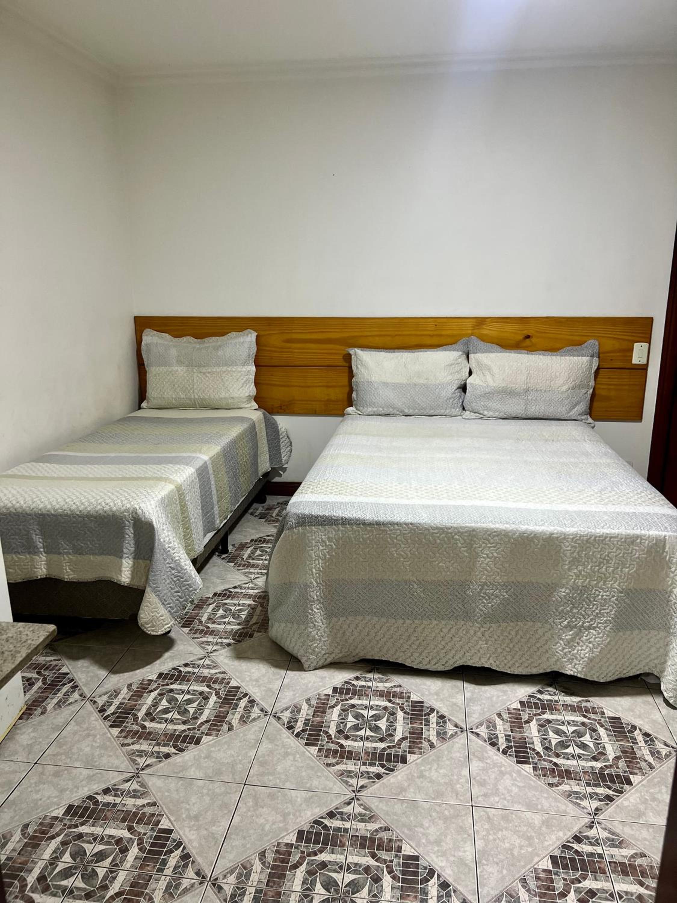Quadruple Room - Photo 1