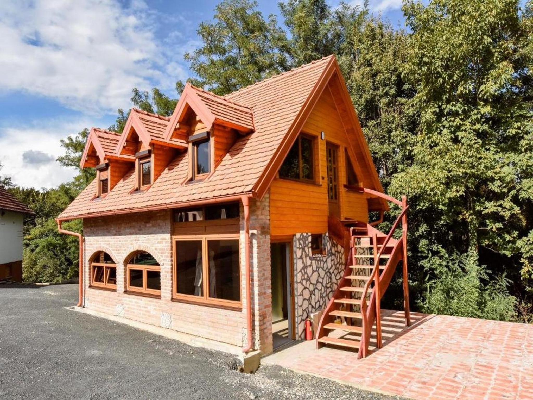 Two-Bedroom Holiday Home with Terrace photo 2