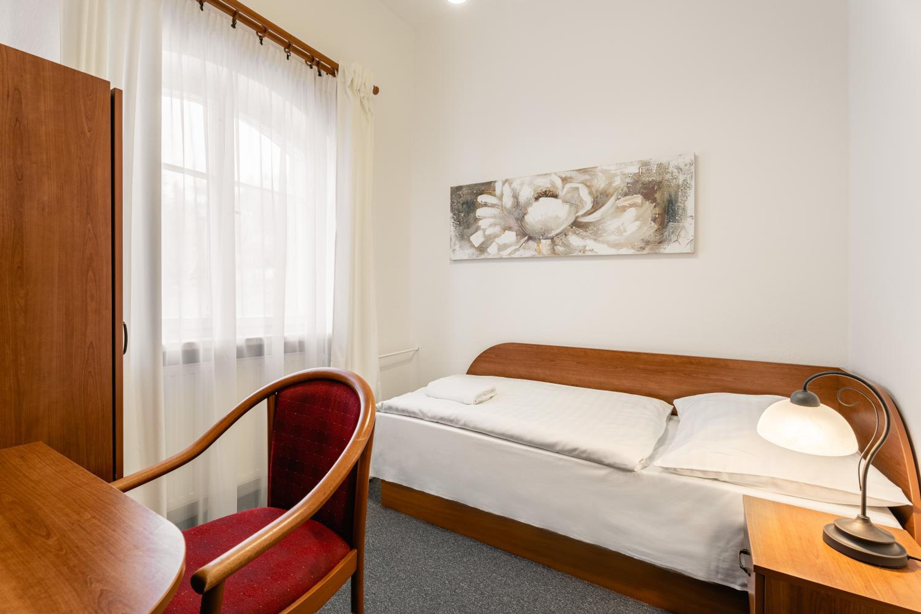 Single Room with Bathroom
