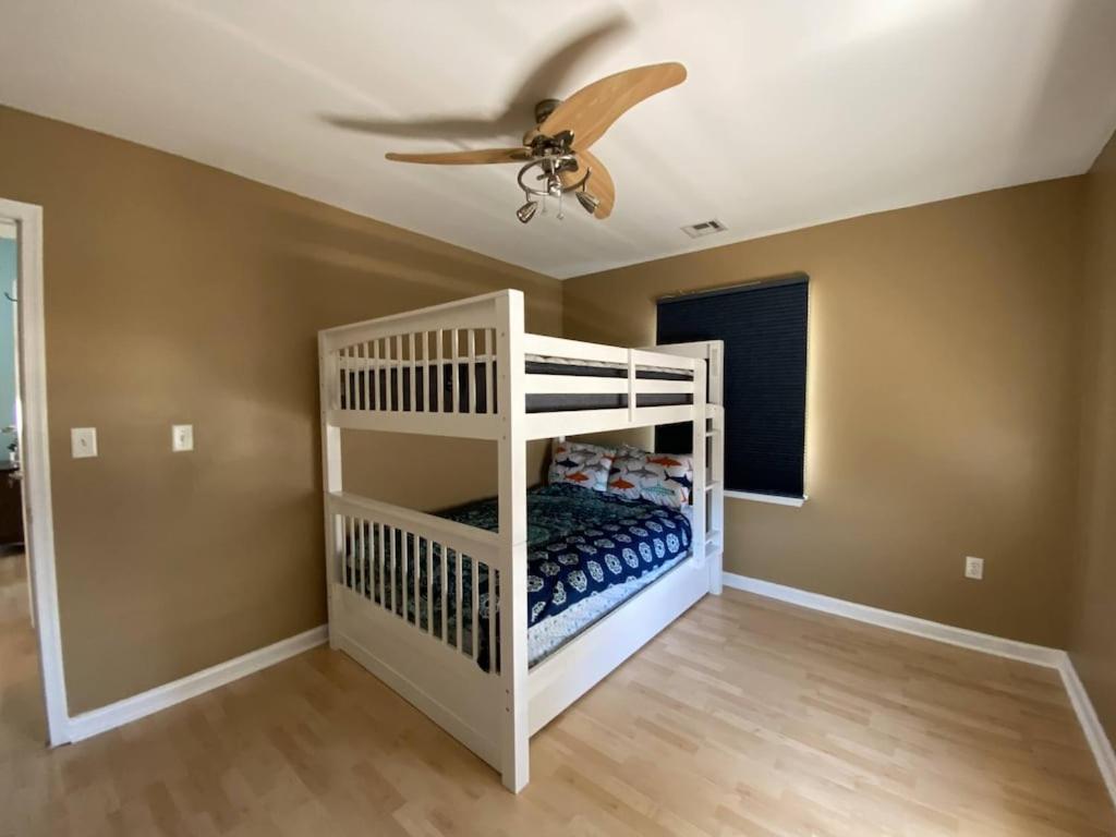 Three-Bedroom House photo 1