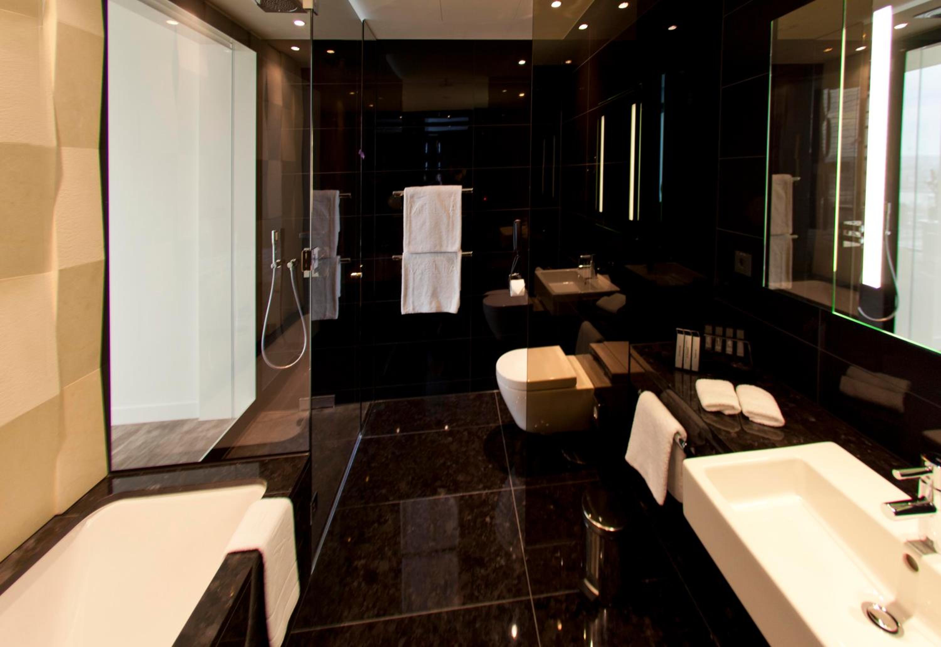 The Level Room with Executive Lounge Access photo 3