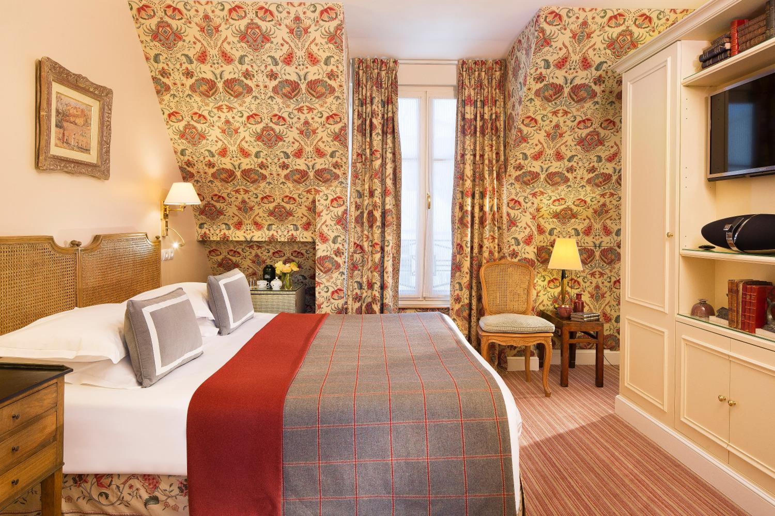 Suite (4 Adults) photo 1
