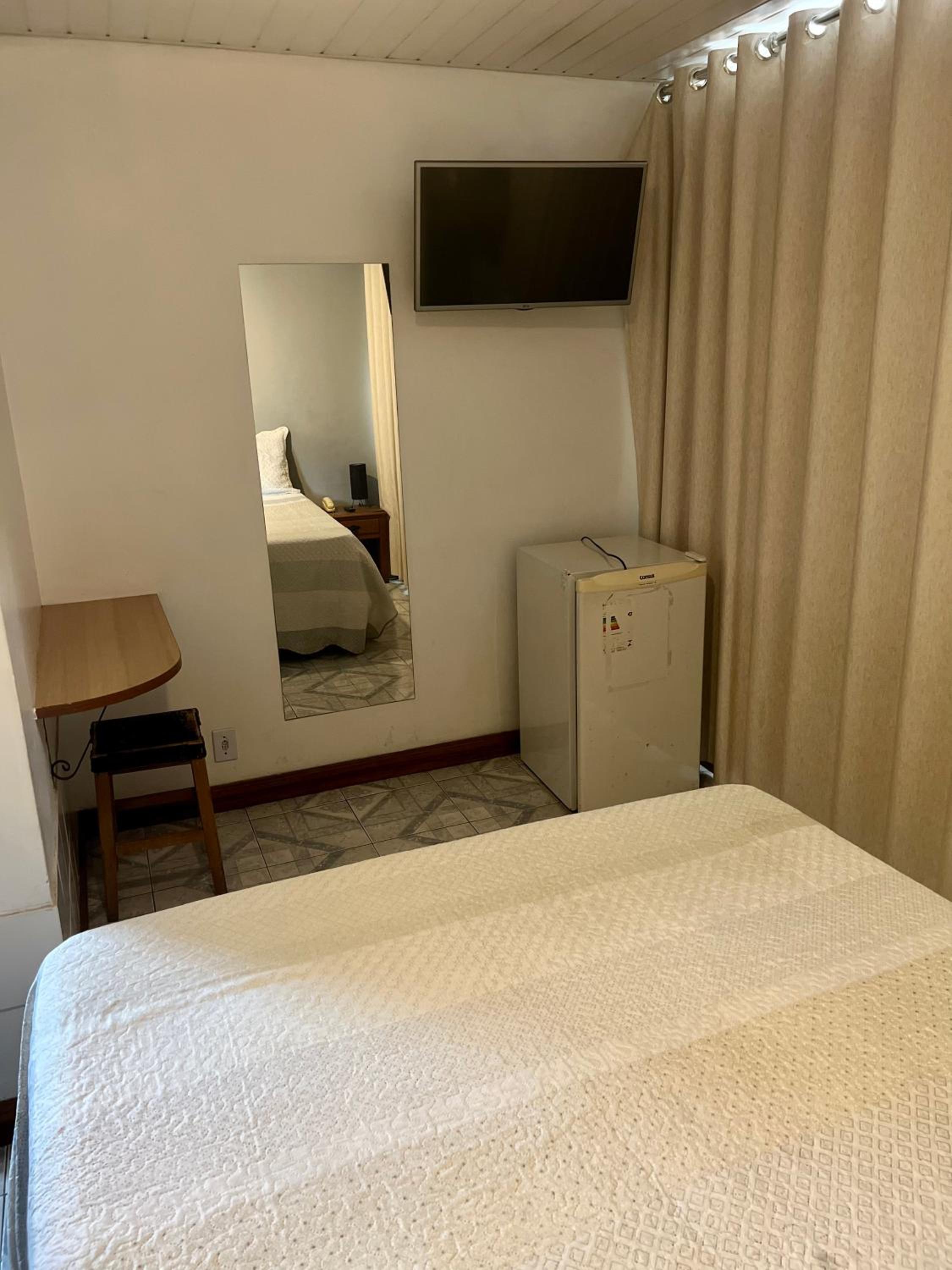 Double Room - Photo 6
