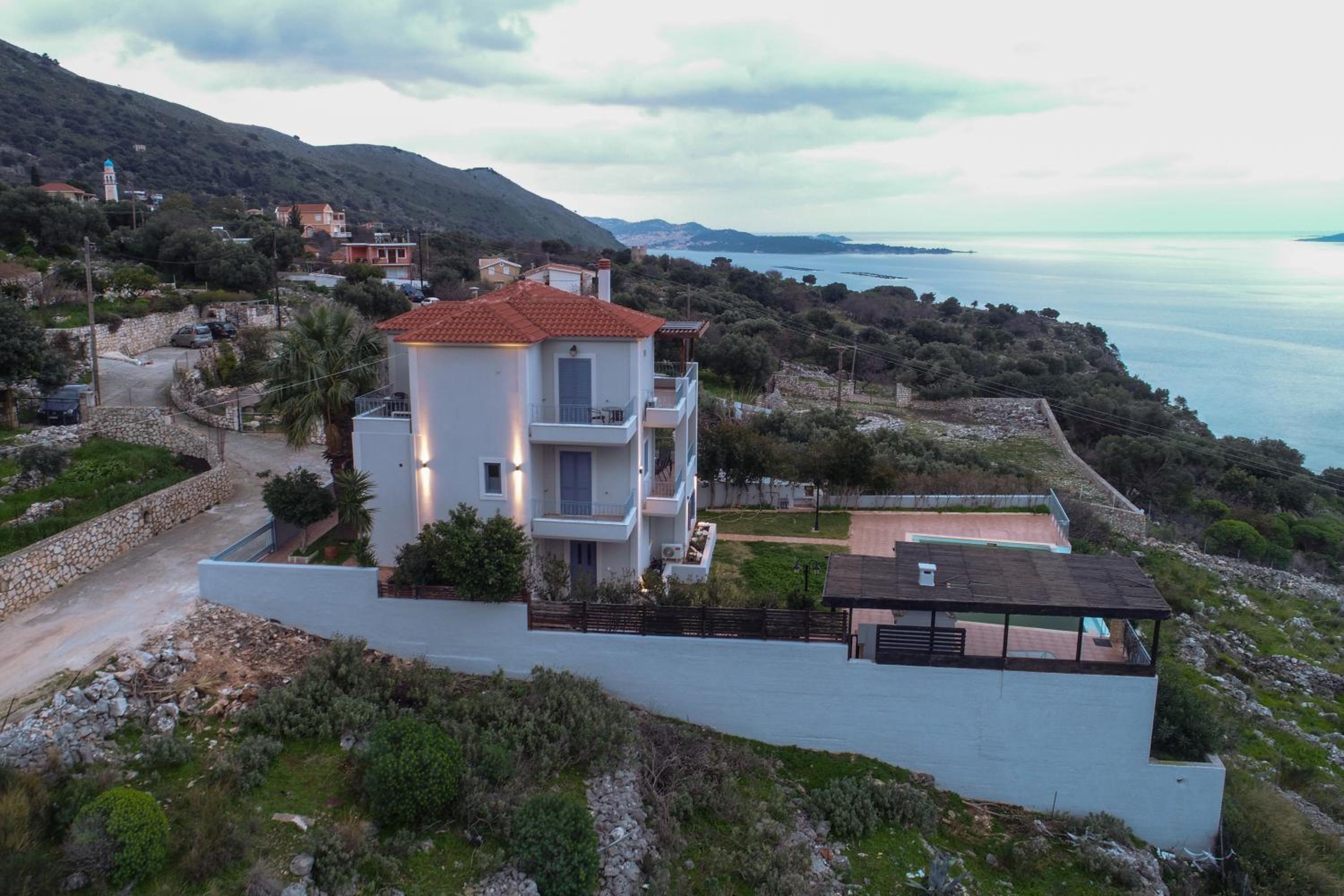 Superior Villa photo 3