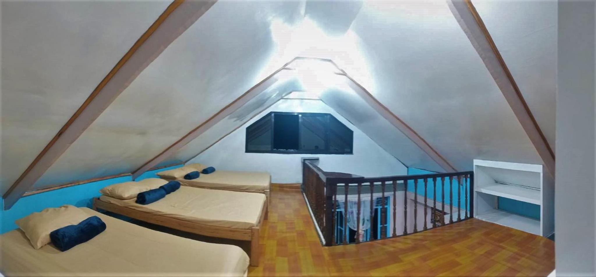 One-Bedroom House photo 1