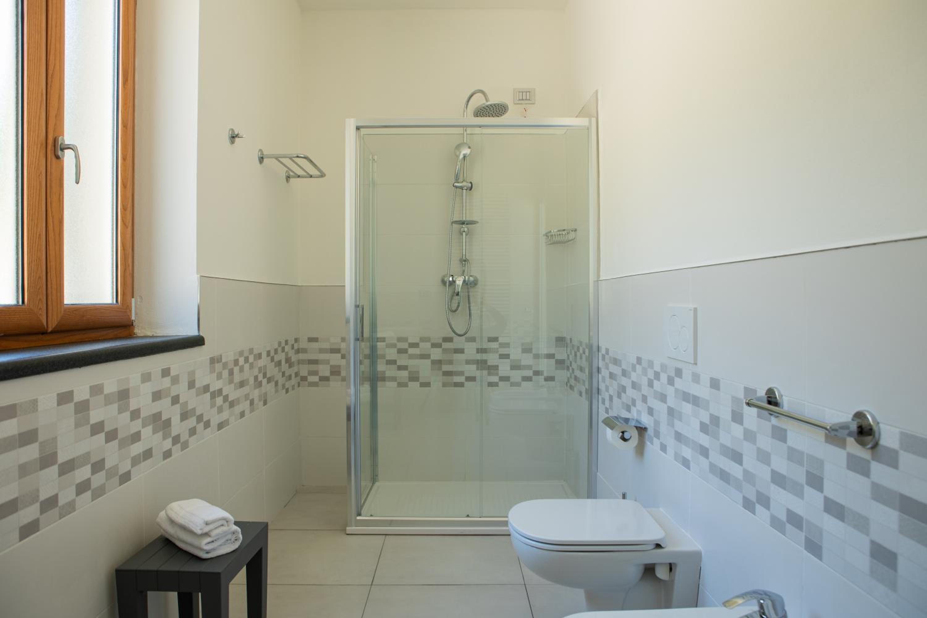 Deluxe Double or Twin Room photo 3