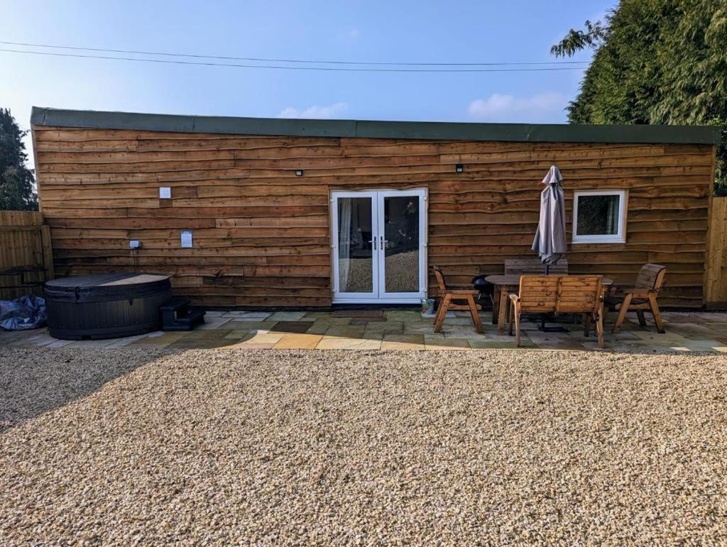 Three-Bedroom House photo 2