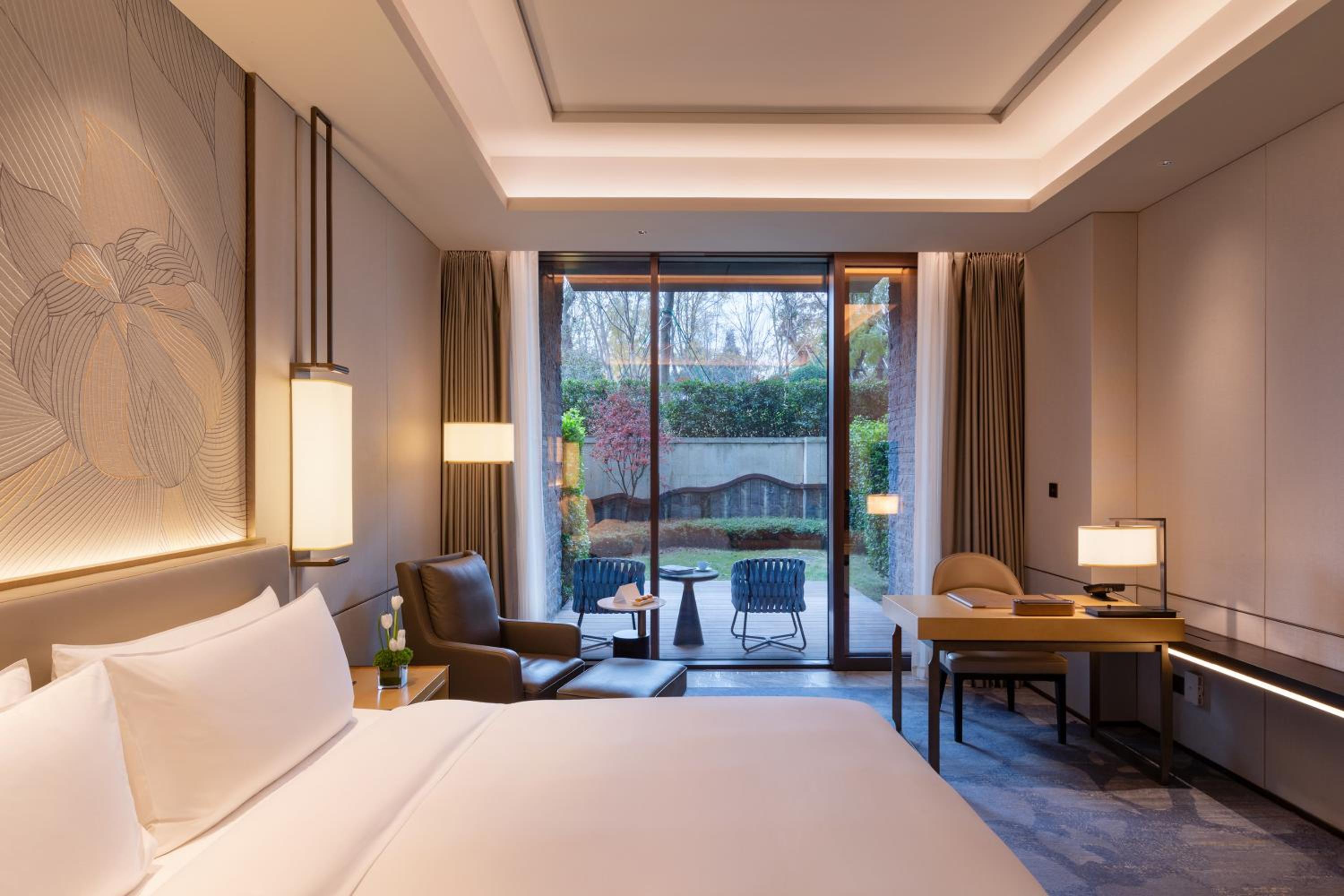 Premium Room with Garden - Photo 1