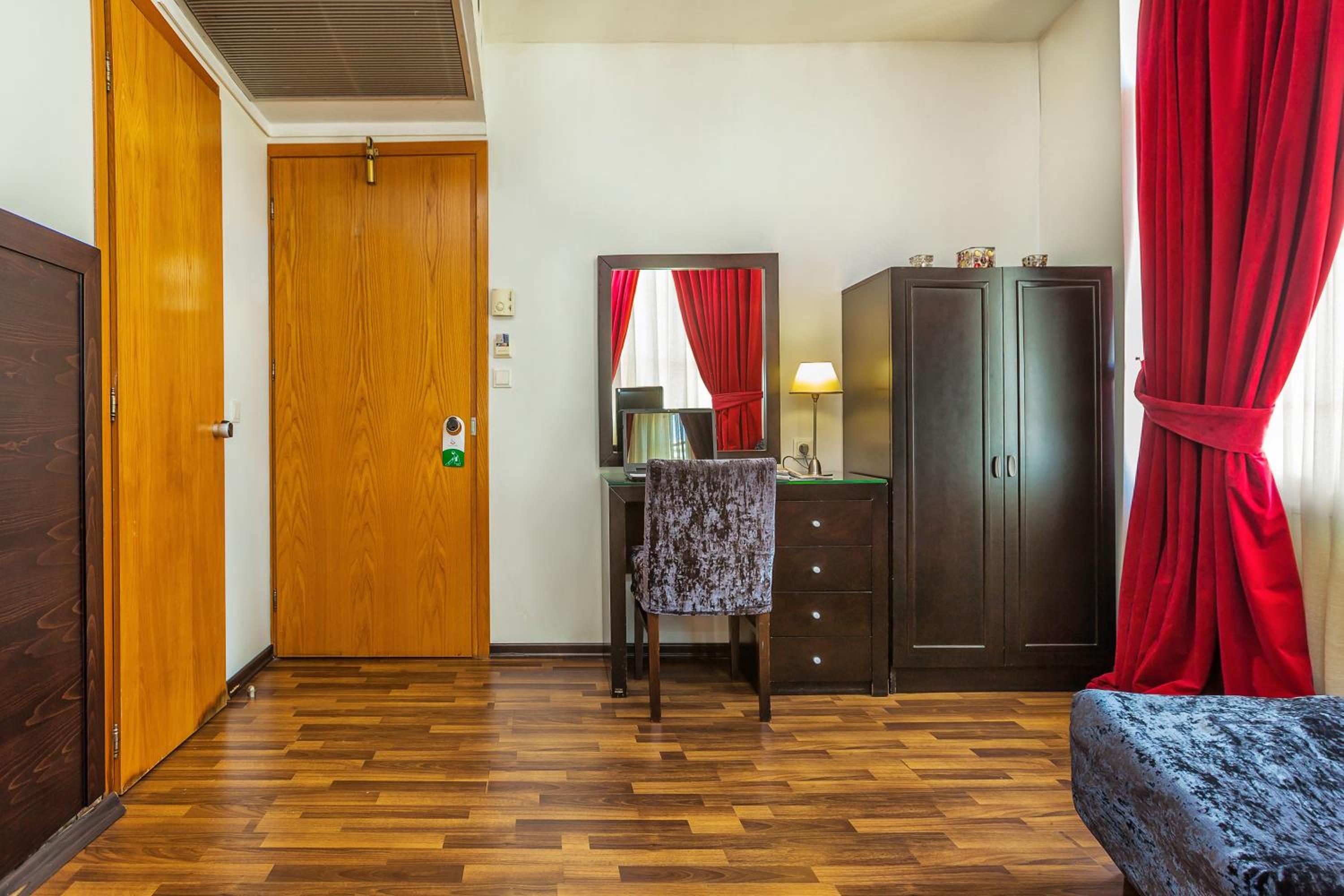 Superior Double Room - Photo 1