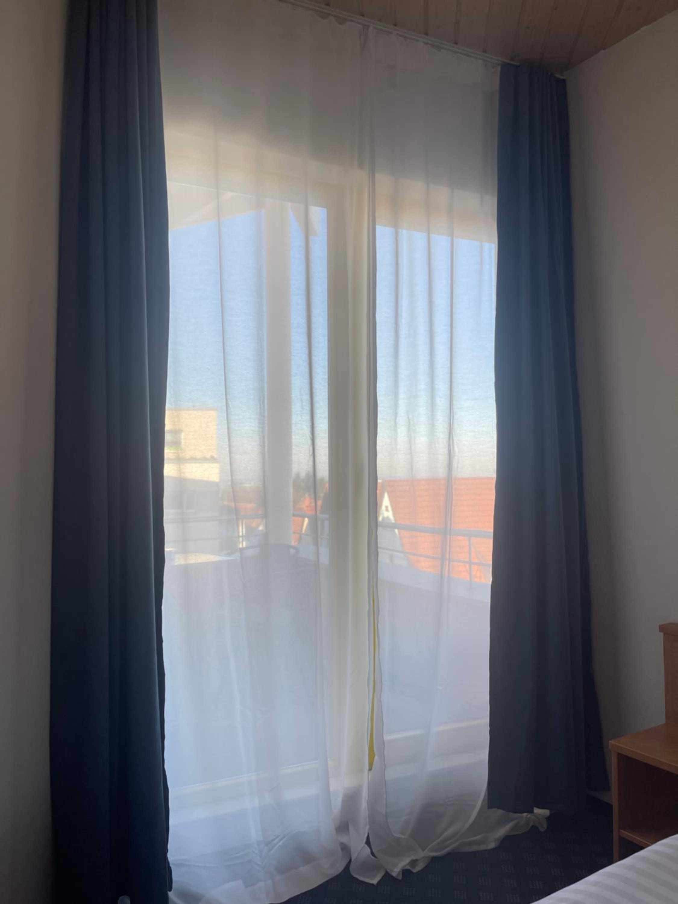 Deluxe Double Room with Bath photo 2