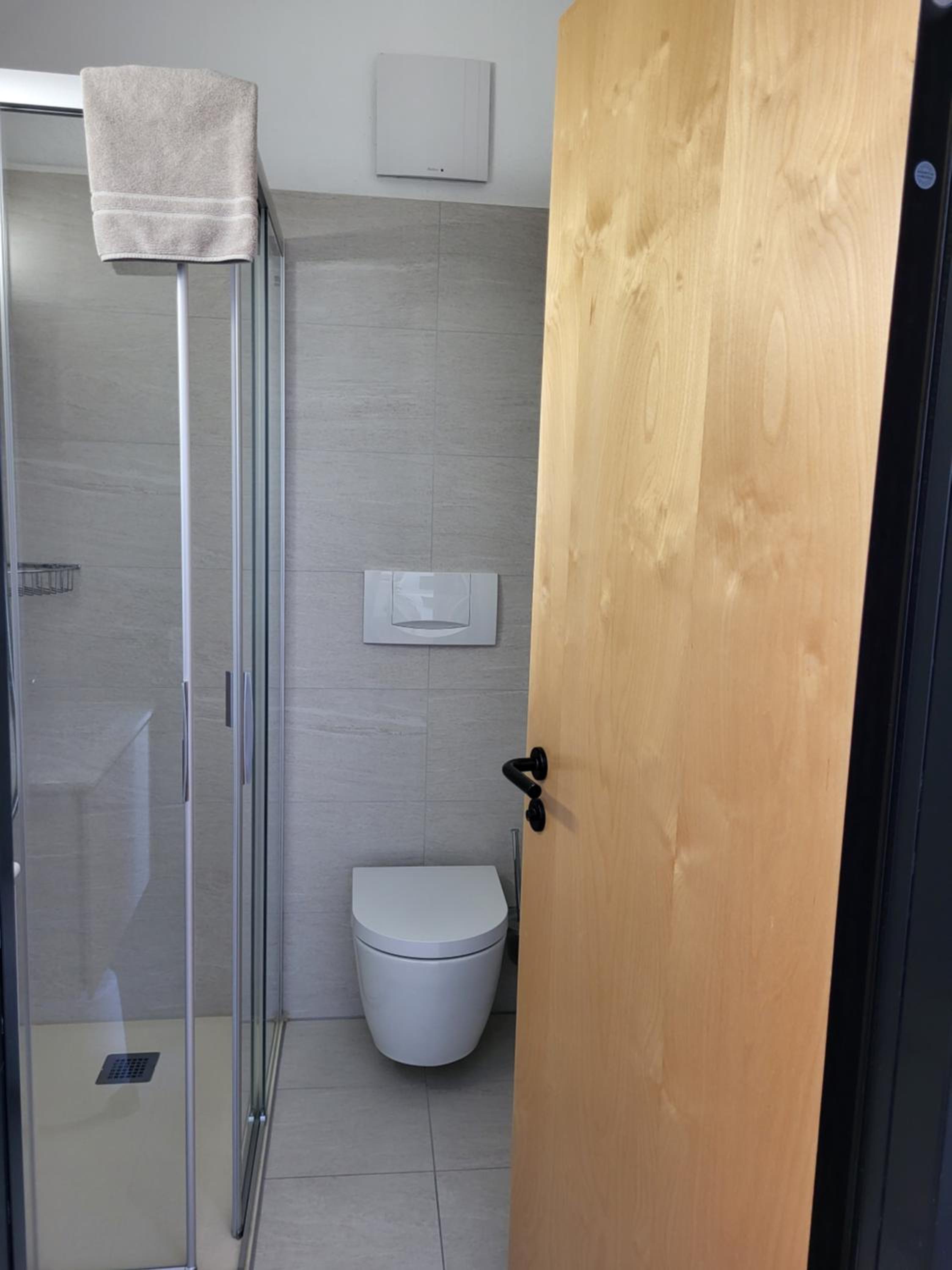 Single Room photo 3