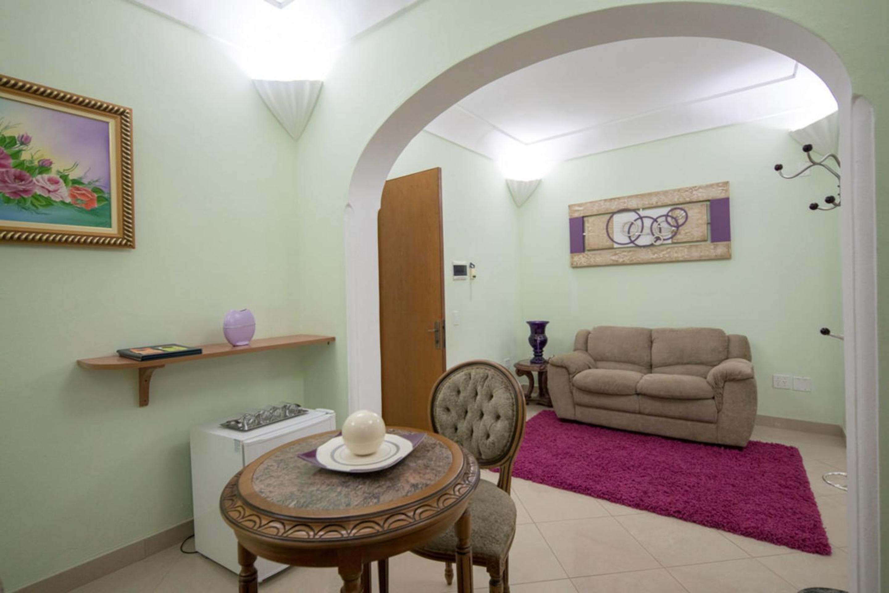 Deluxe Suite with Spa Bath photo 2