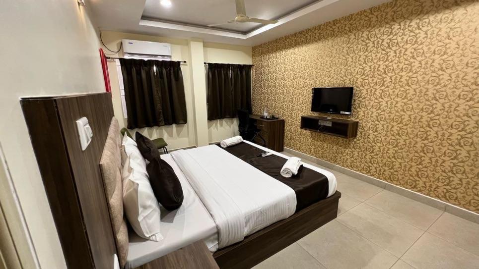 Standard Double Room with Fan
