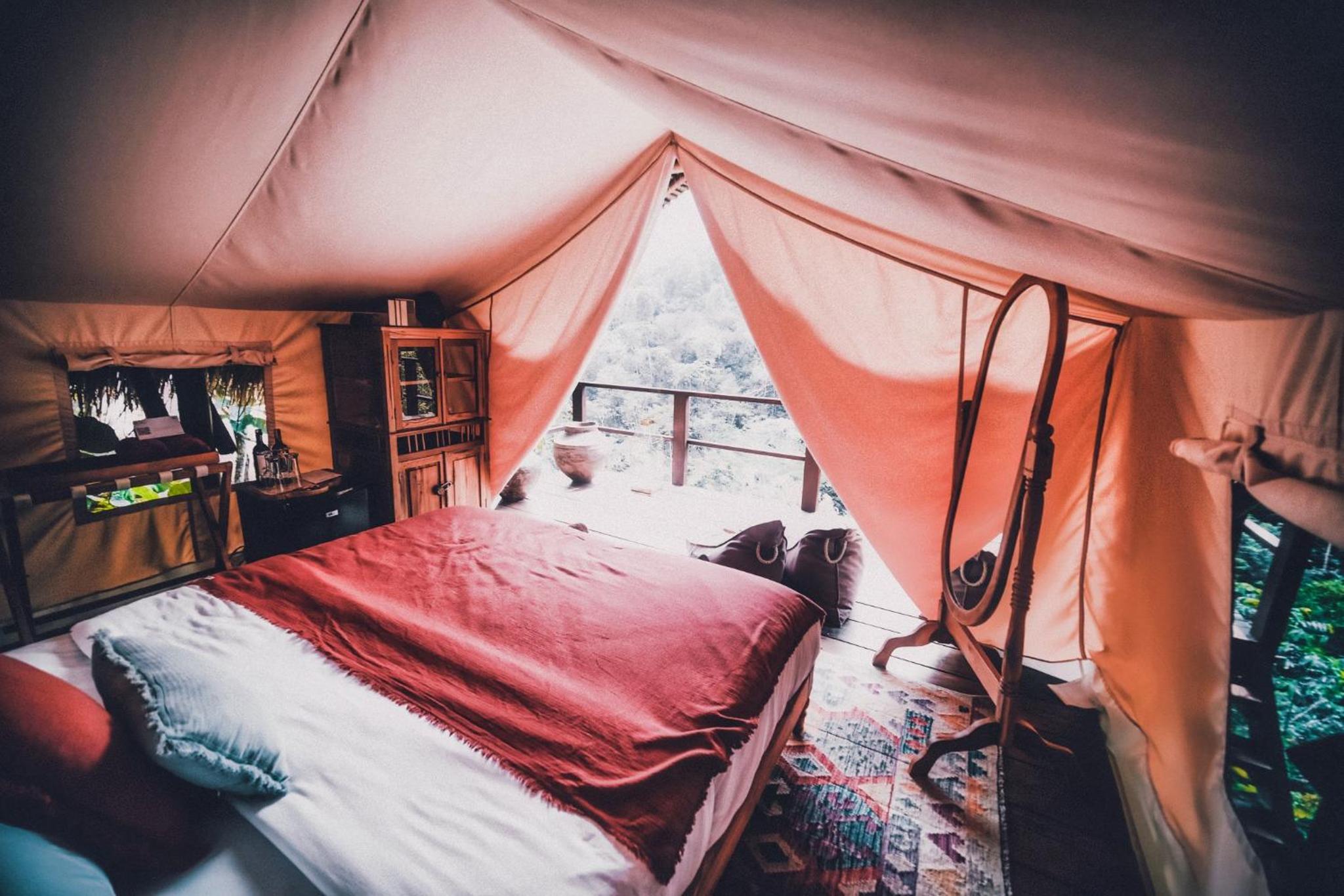 Deluxe Tent - Mountain View, Mini Bar Refreshment & Breakfast Included - Photo 9