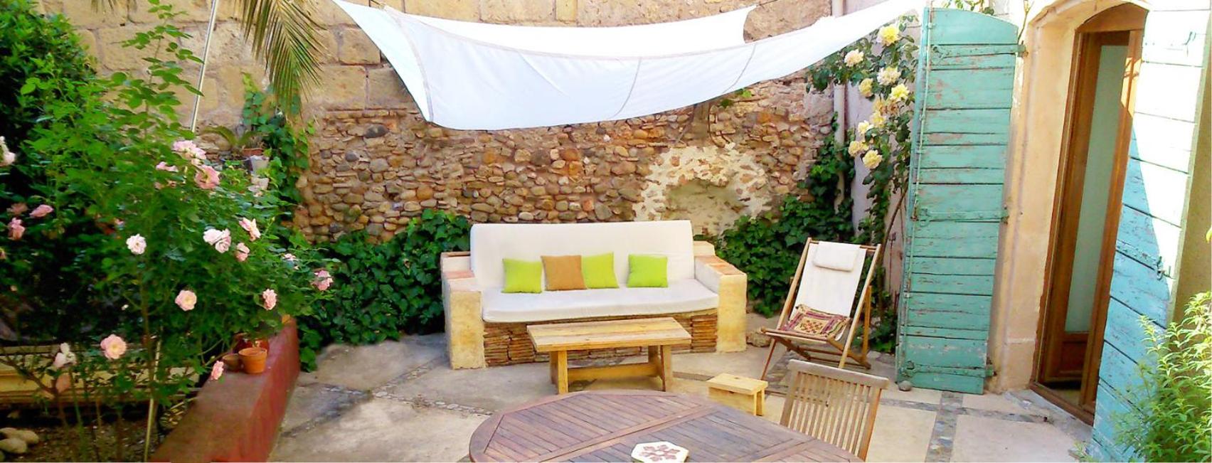 Double Room with Garden View - Photo 6