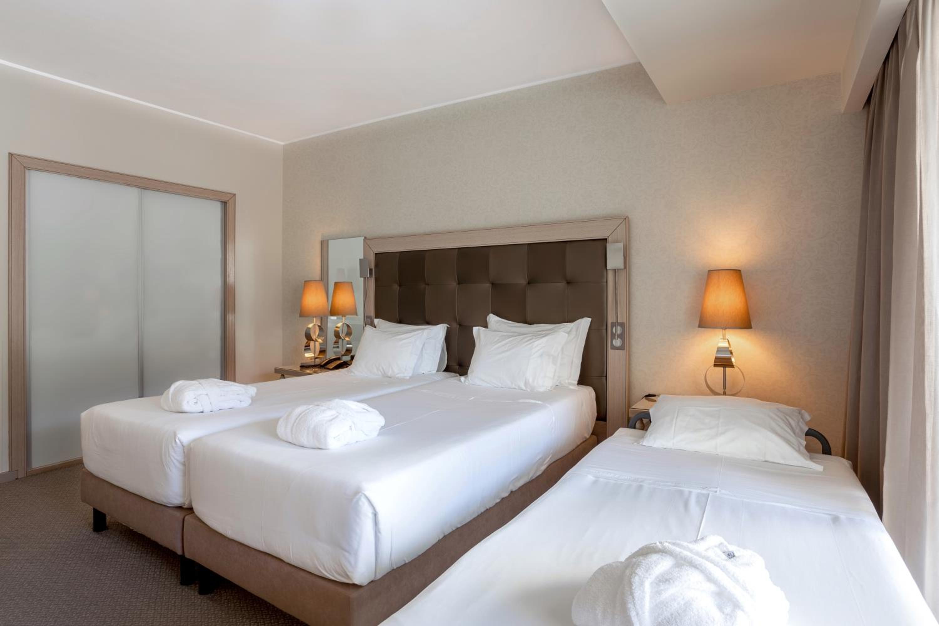 Triple Room with Spa Access photo 2