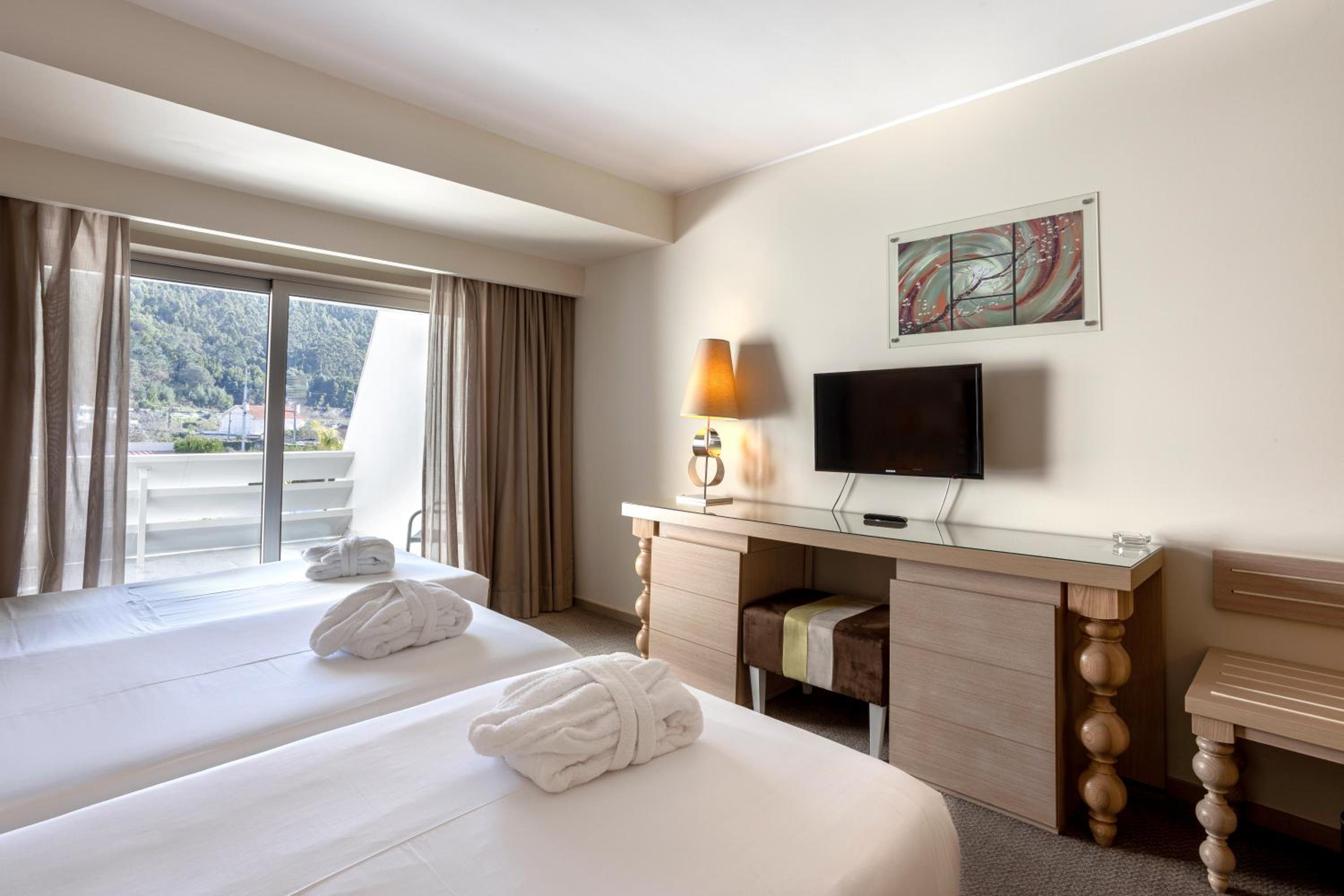 Triple Room with Spa Access photo 1