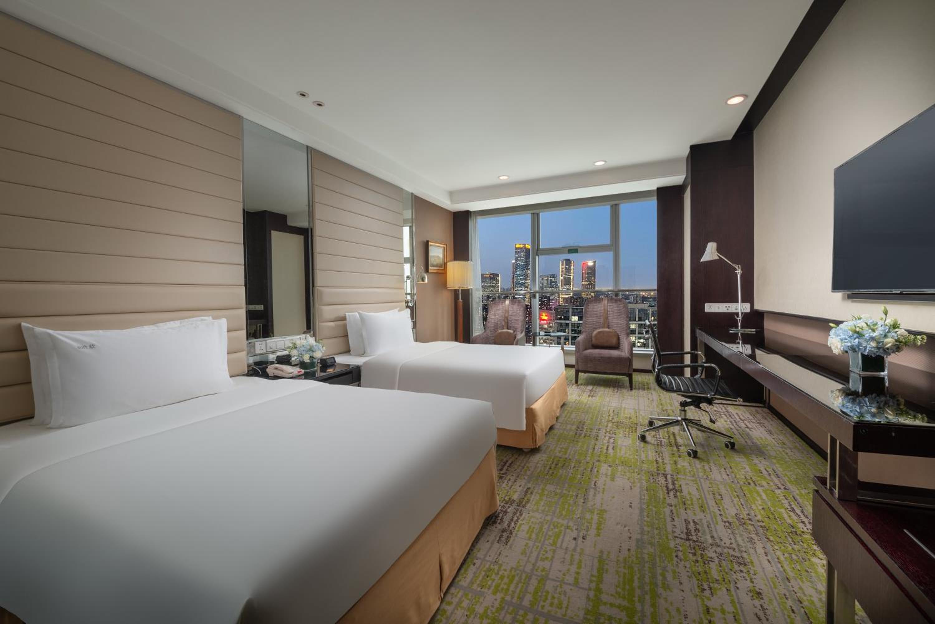 Standard Double Room with Two Double Beds and Soho View