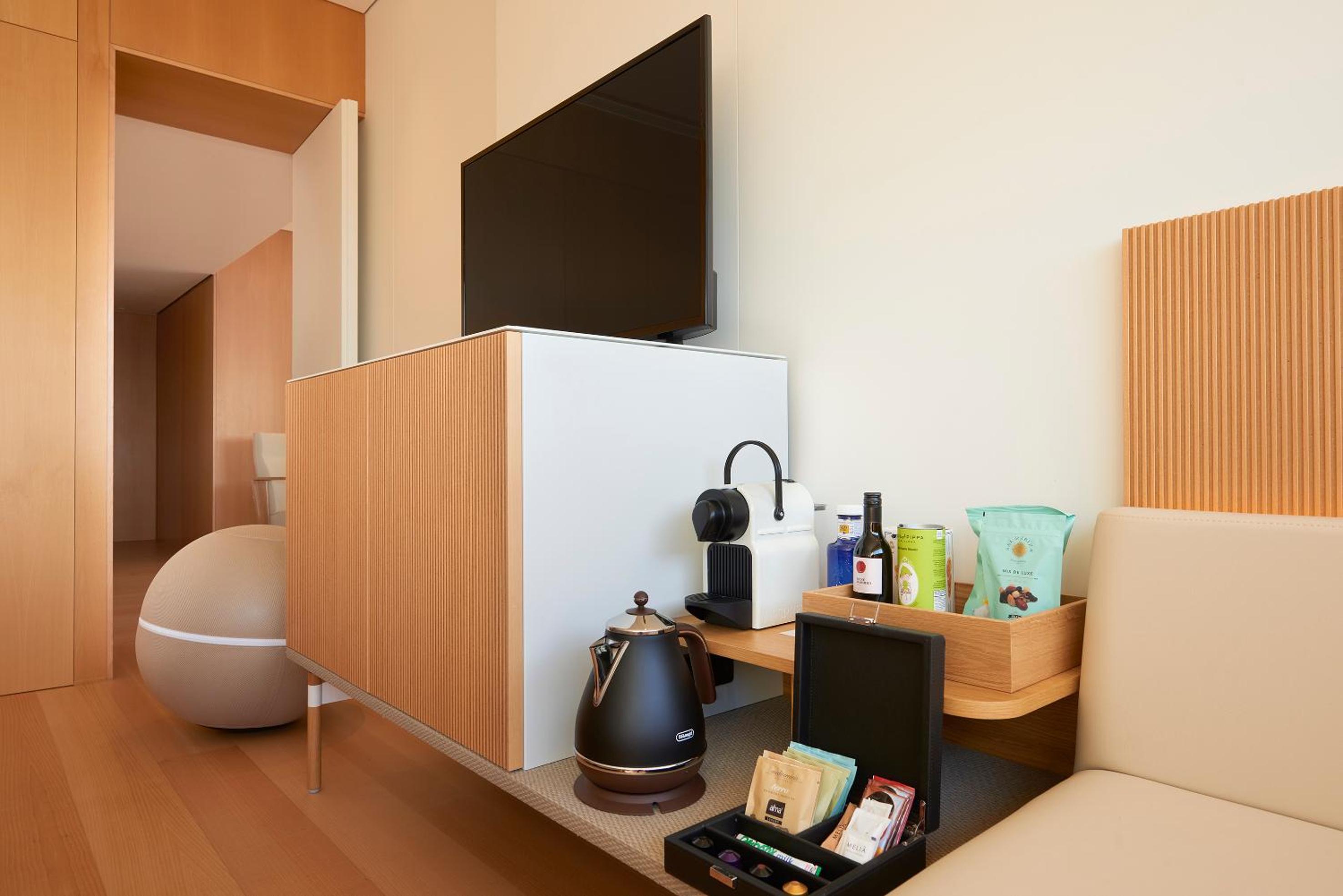 Double or Twin Room with Terrace - The Level