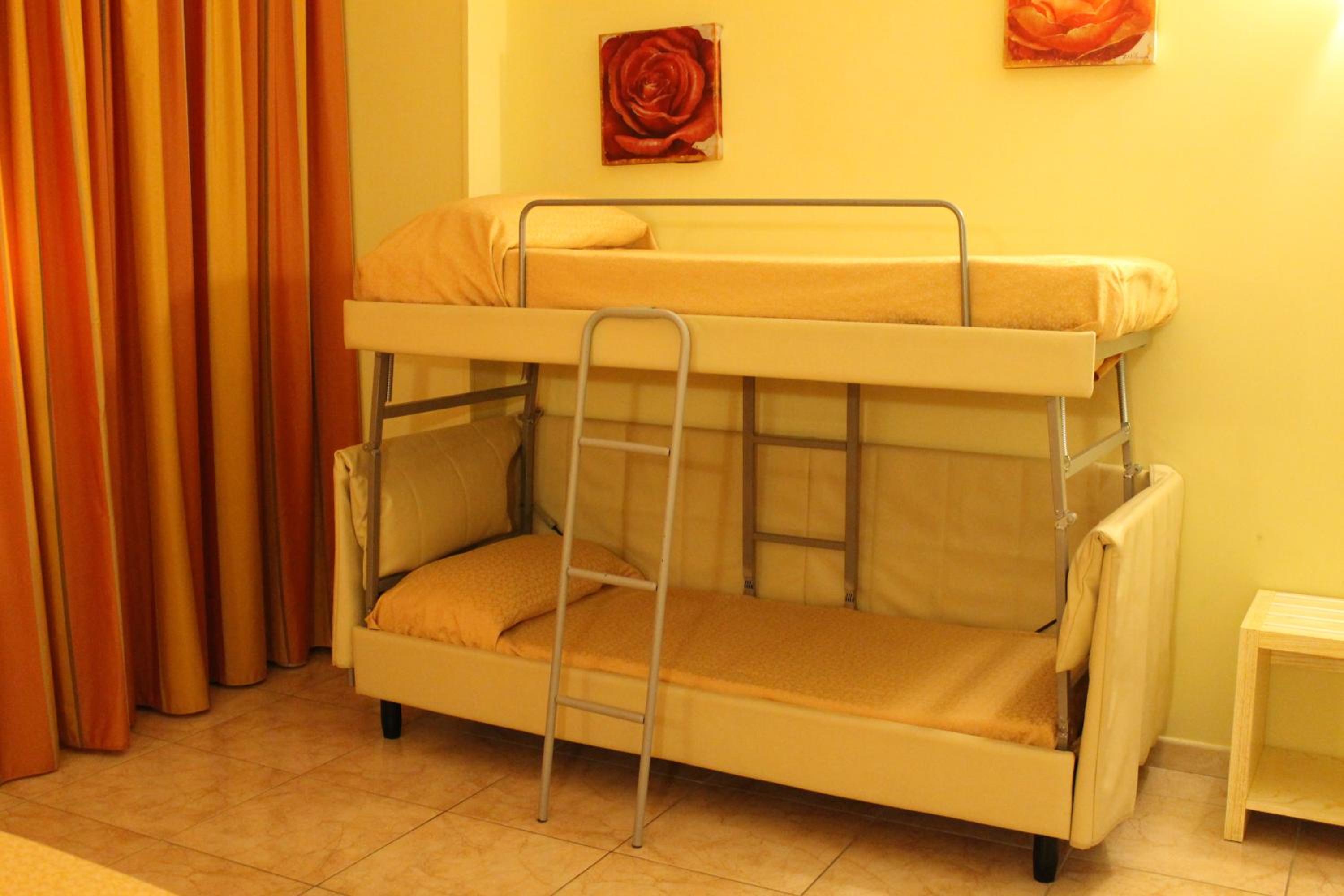 Quadruple Room photo 2