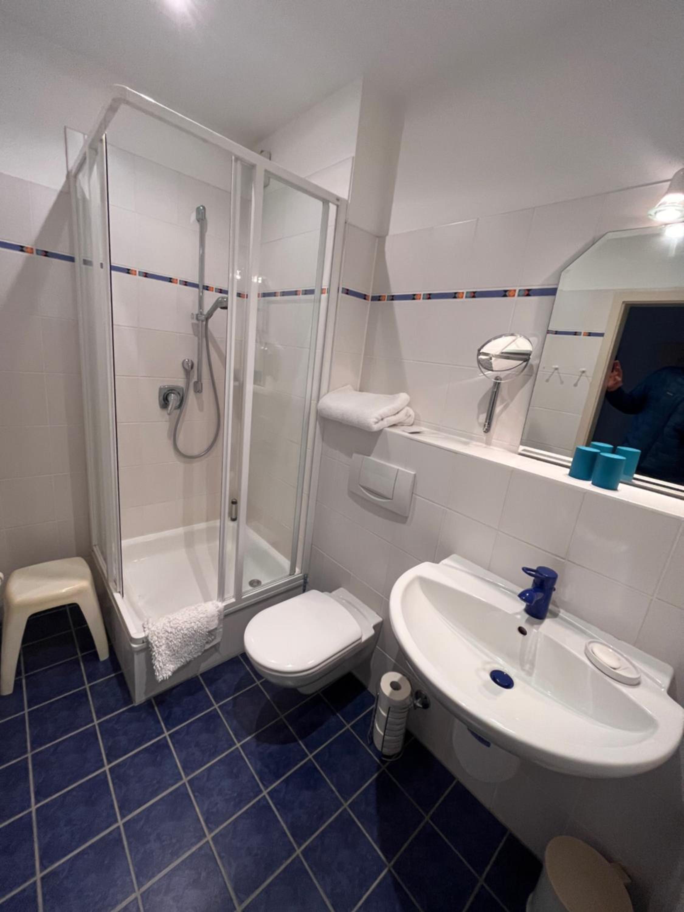 Twin Room with Balcony photo 3
