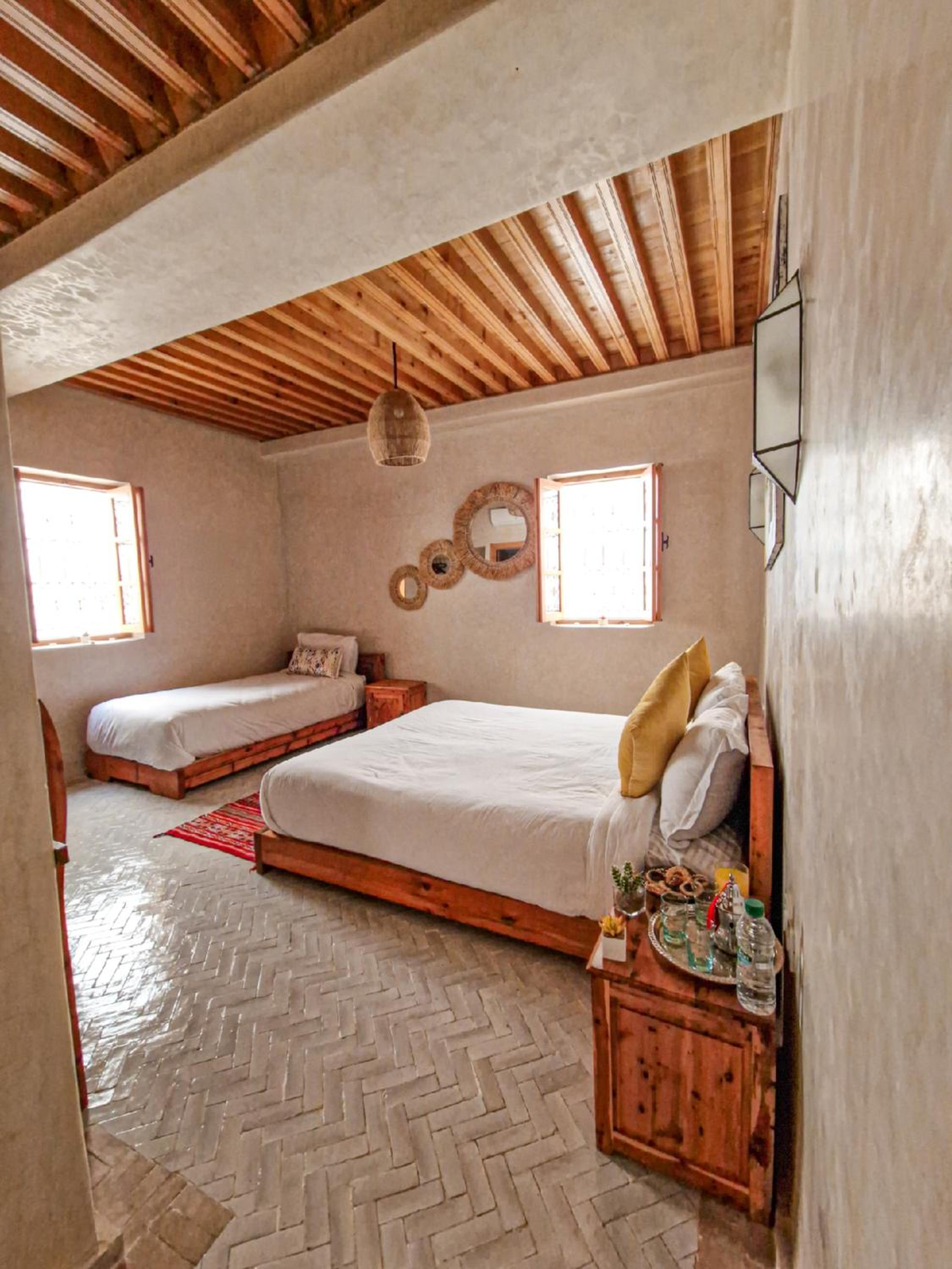 Double Room with Two Double Beds - Photo 3