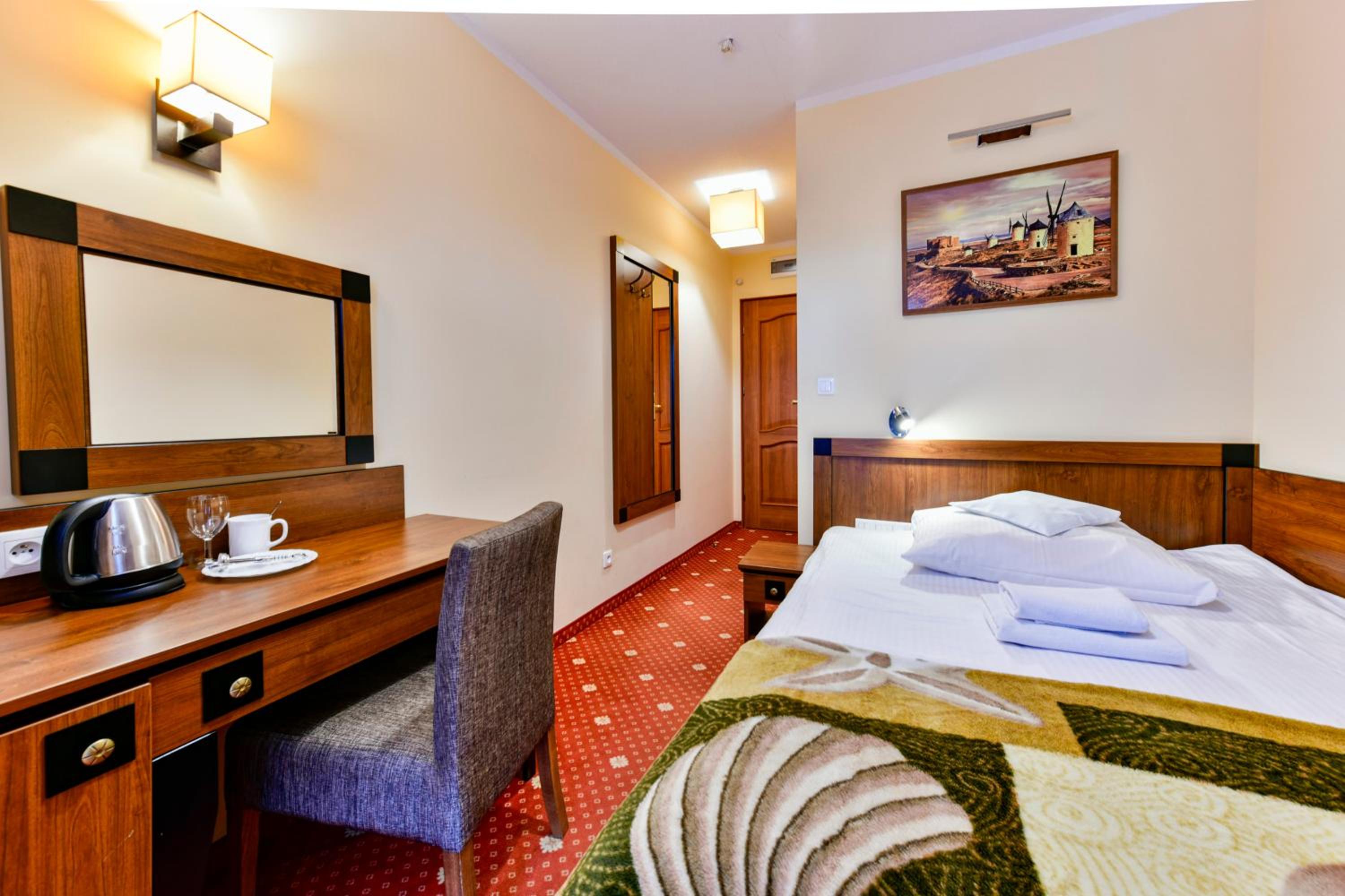 Single Room with Private Bathroom