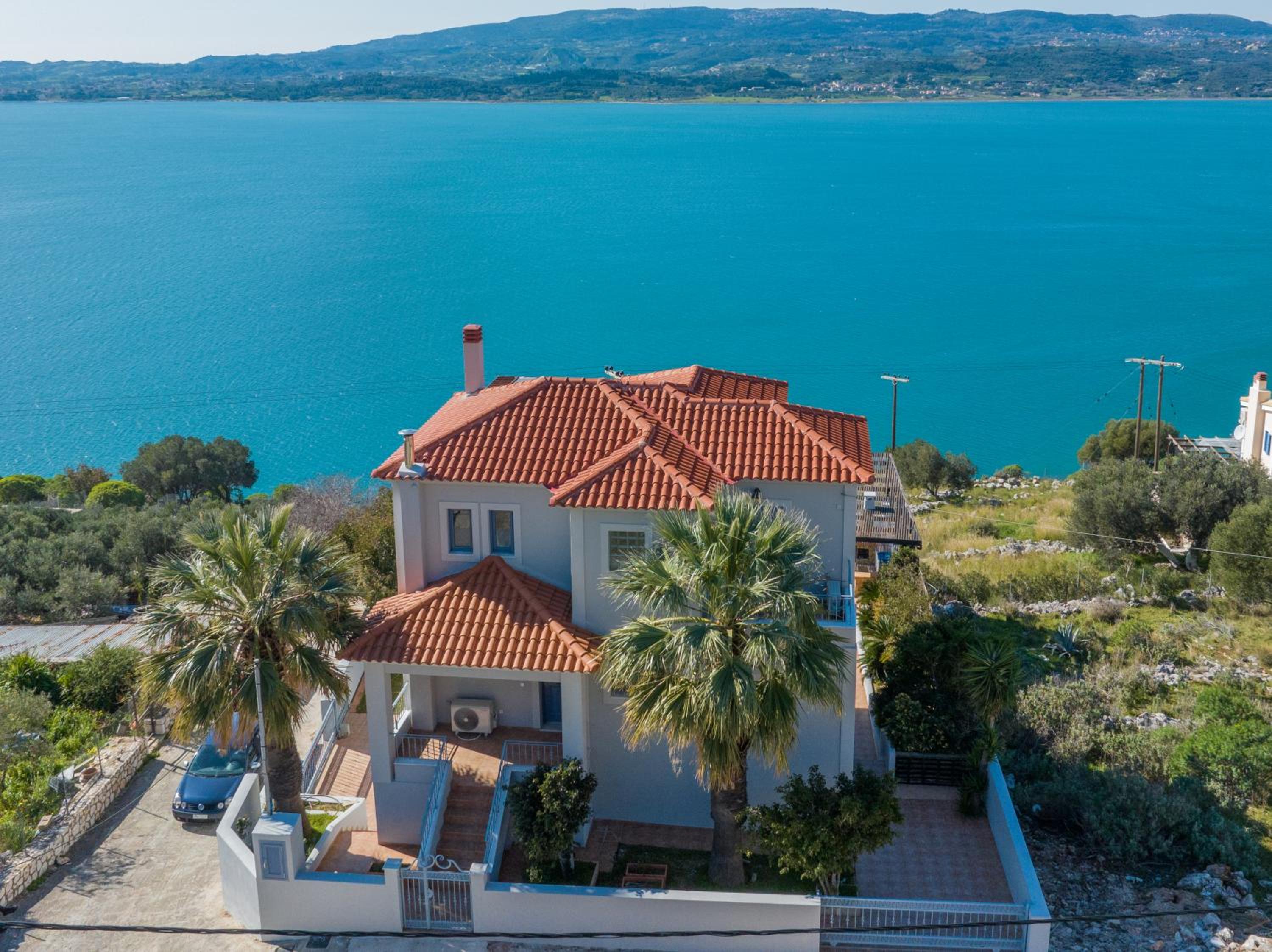 Superior Villa photo 2