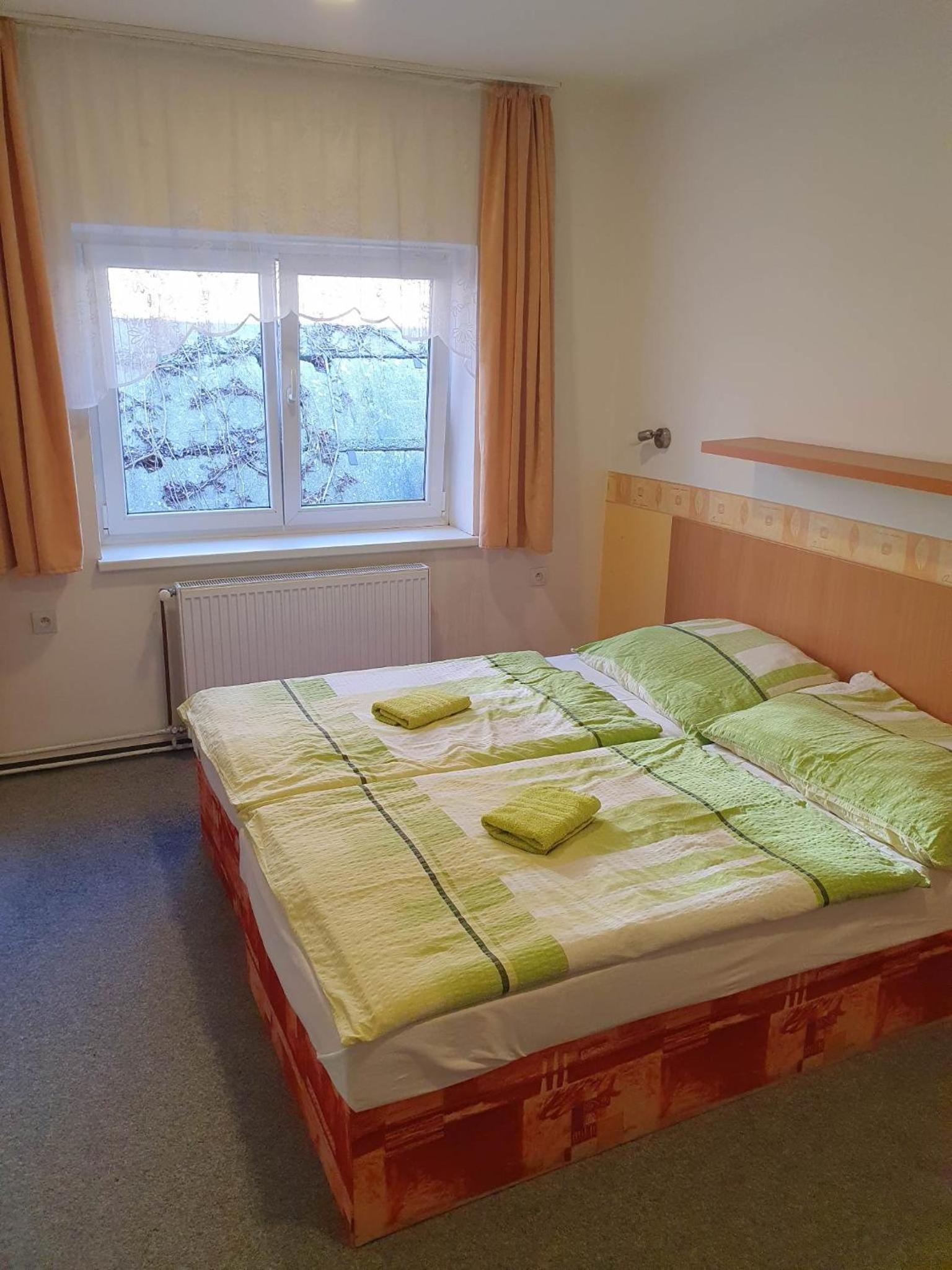 Standard Double Room 1 - Photo 14