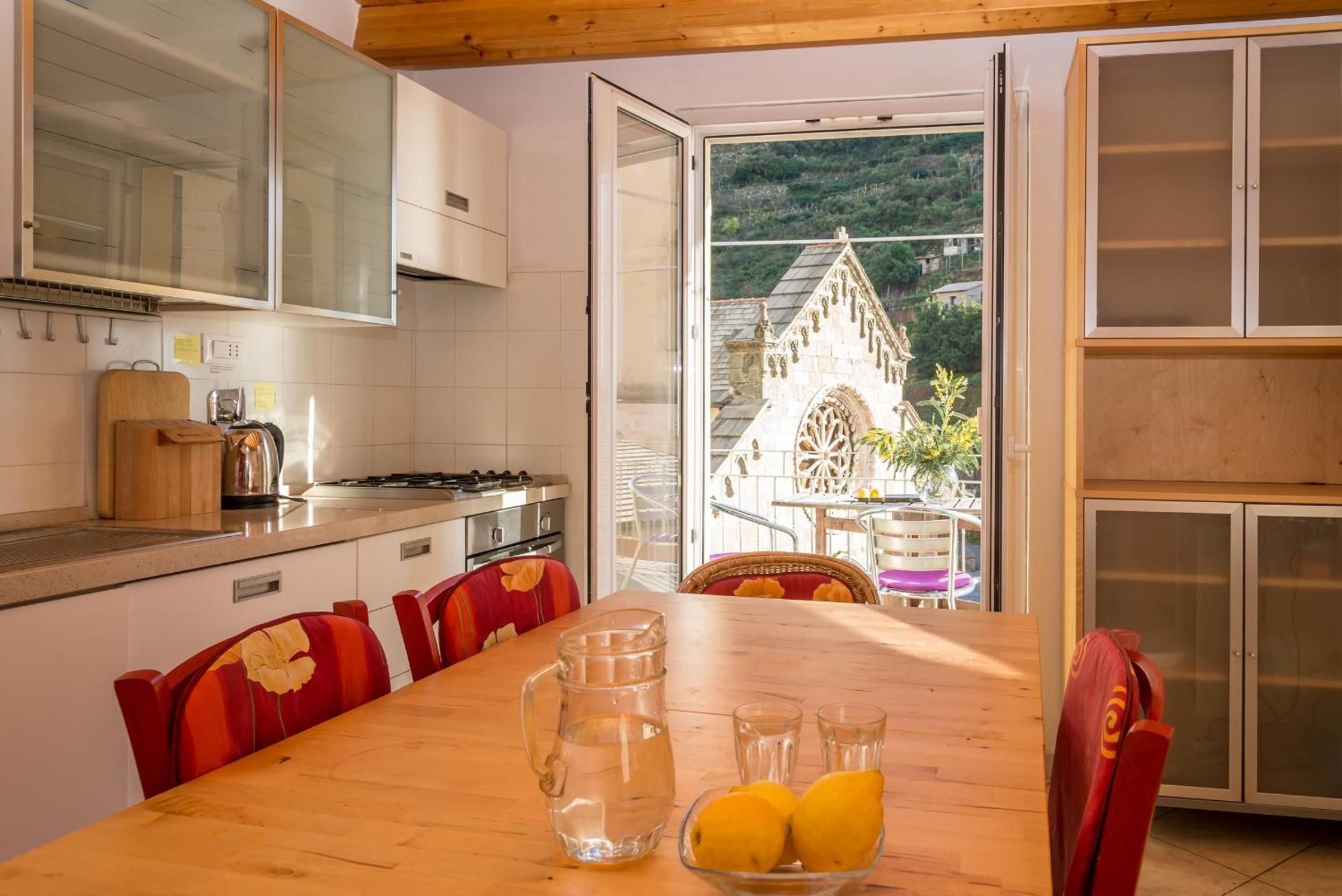 Two-Bedroom Apartment (5 Adults) - Via Cozzani 6 - Photo 3