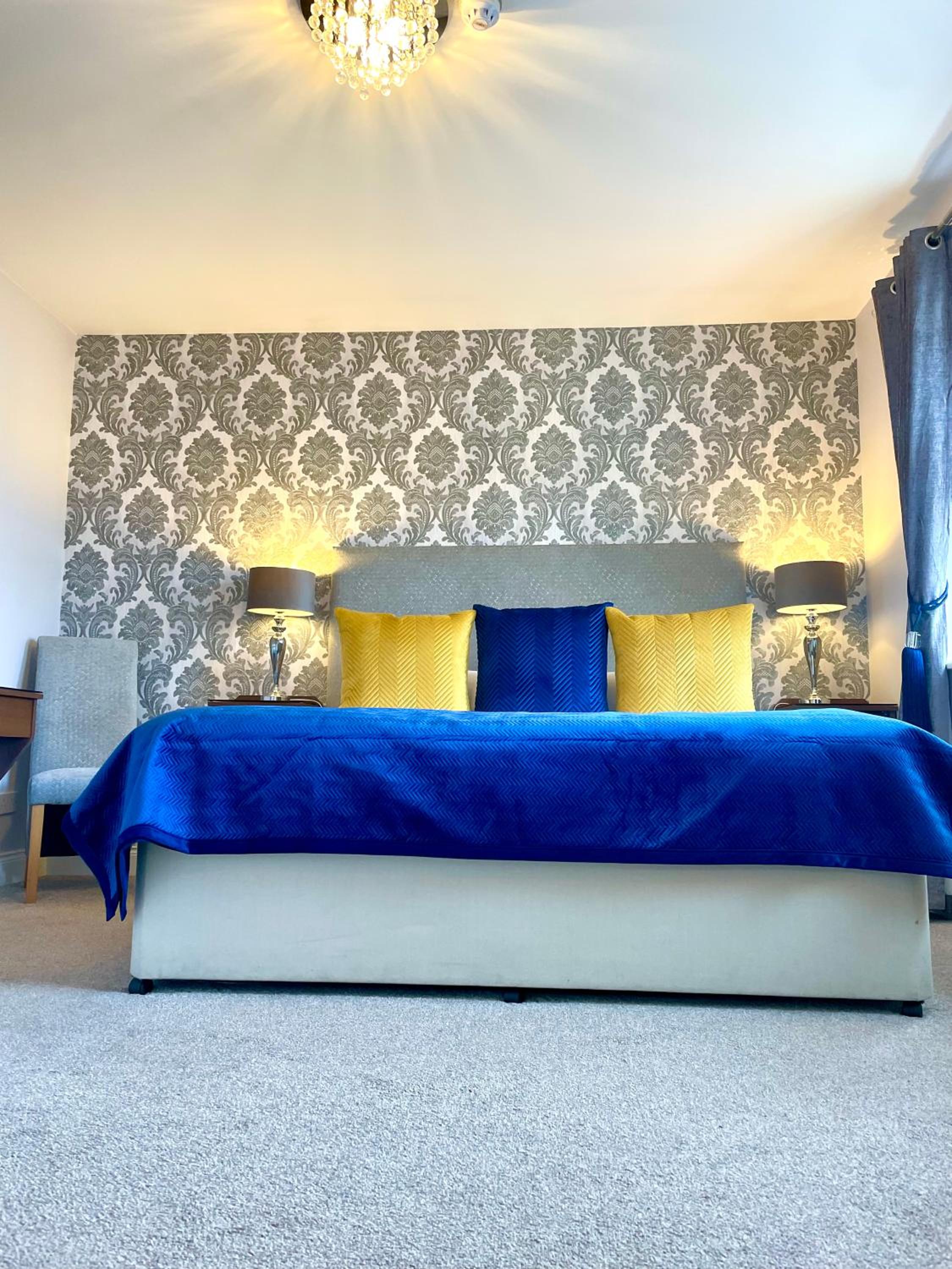 Superior King Room - Photo 4