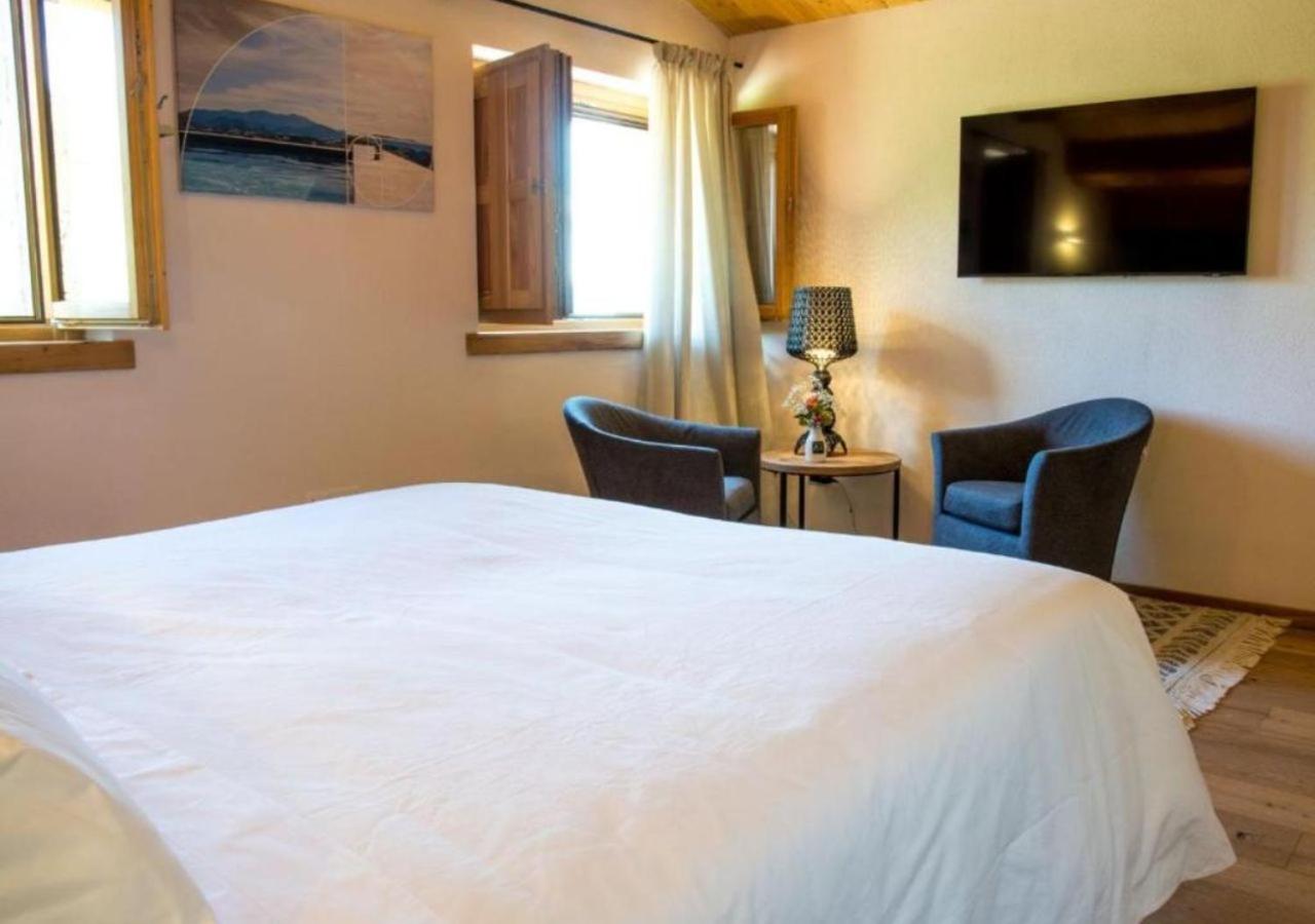 Executive Suite - Photo 5