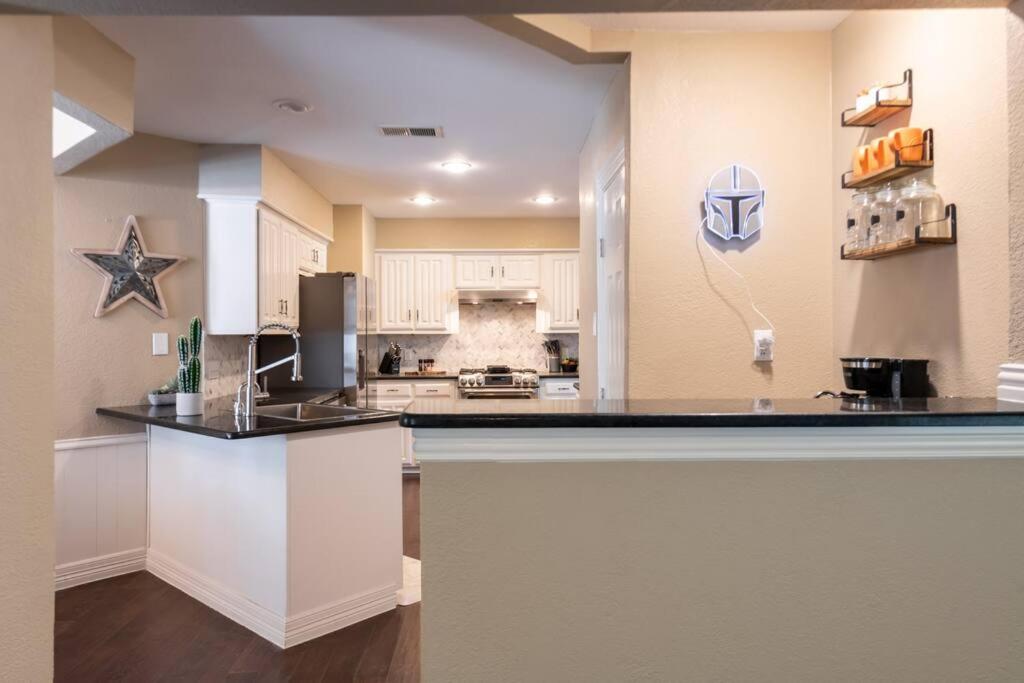 Four-Bedroom House photo 3
