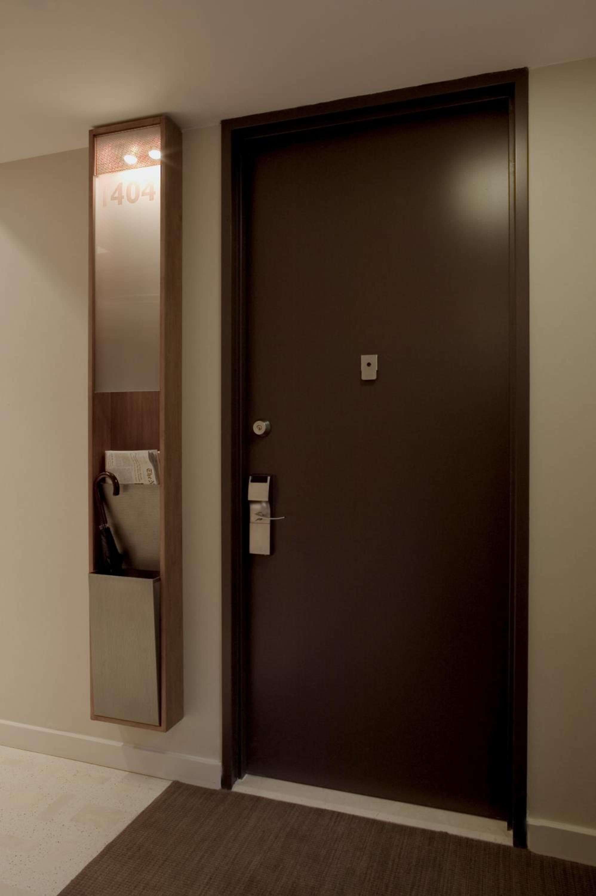 One-Bedroom Suite photo 1