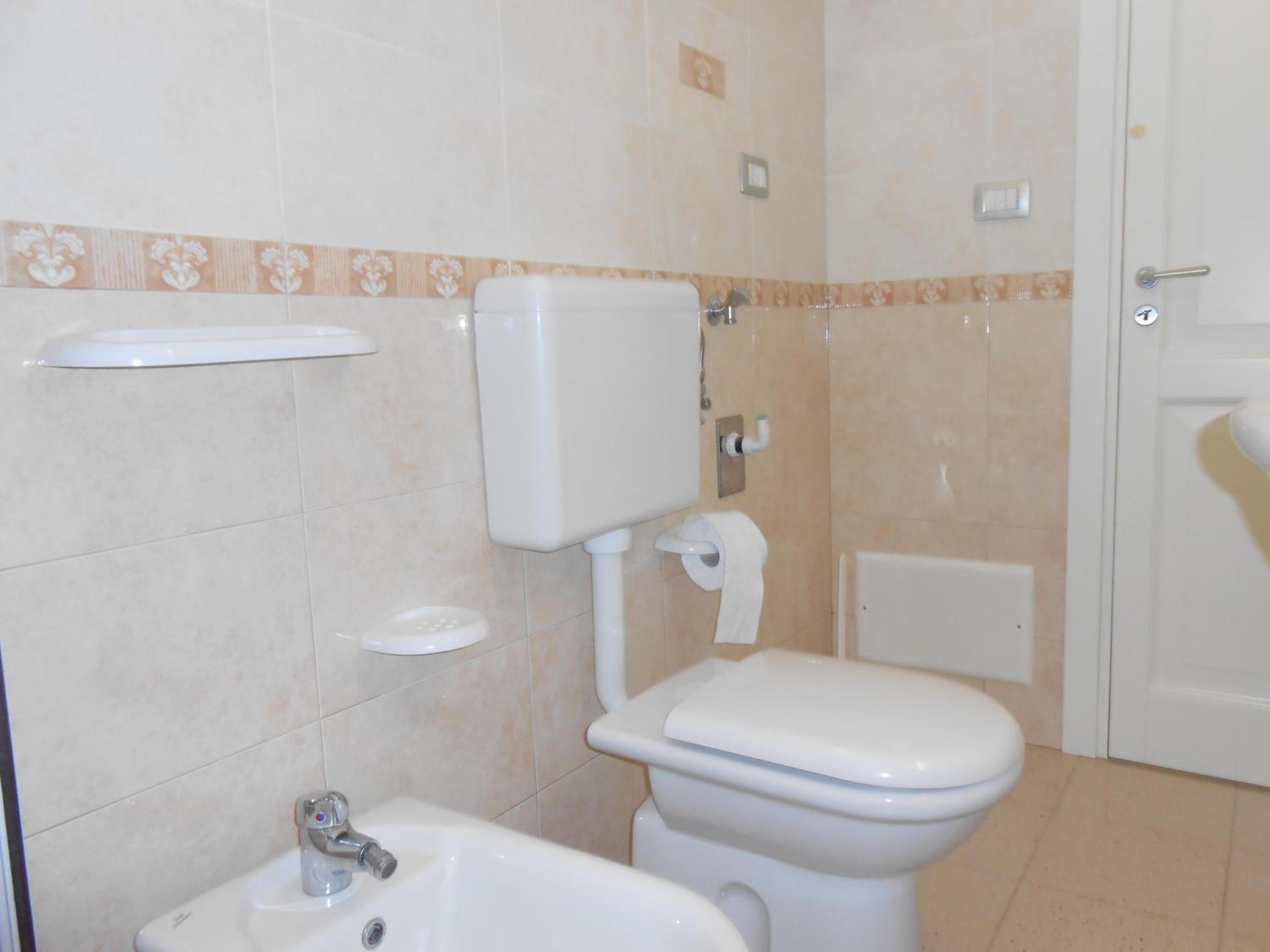 Two-Bedroom House photo 3