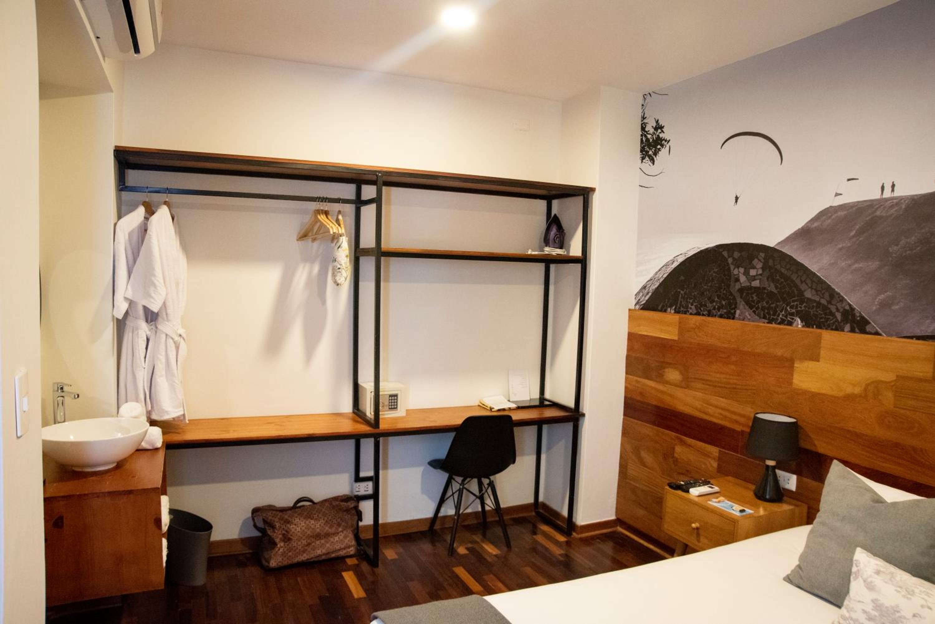 Queen Room - Photo 4