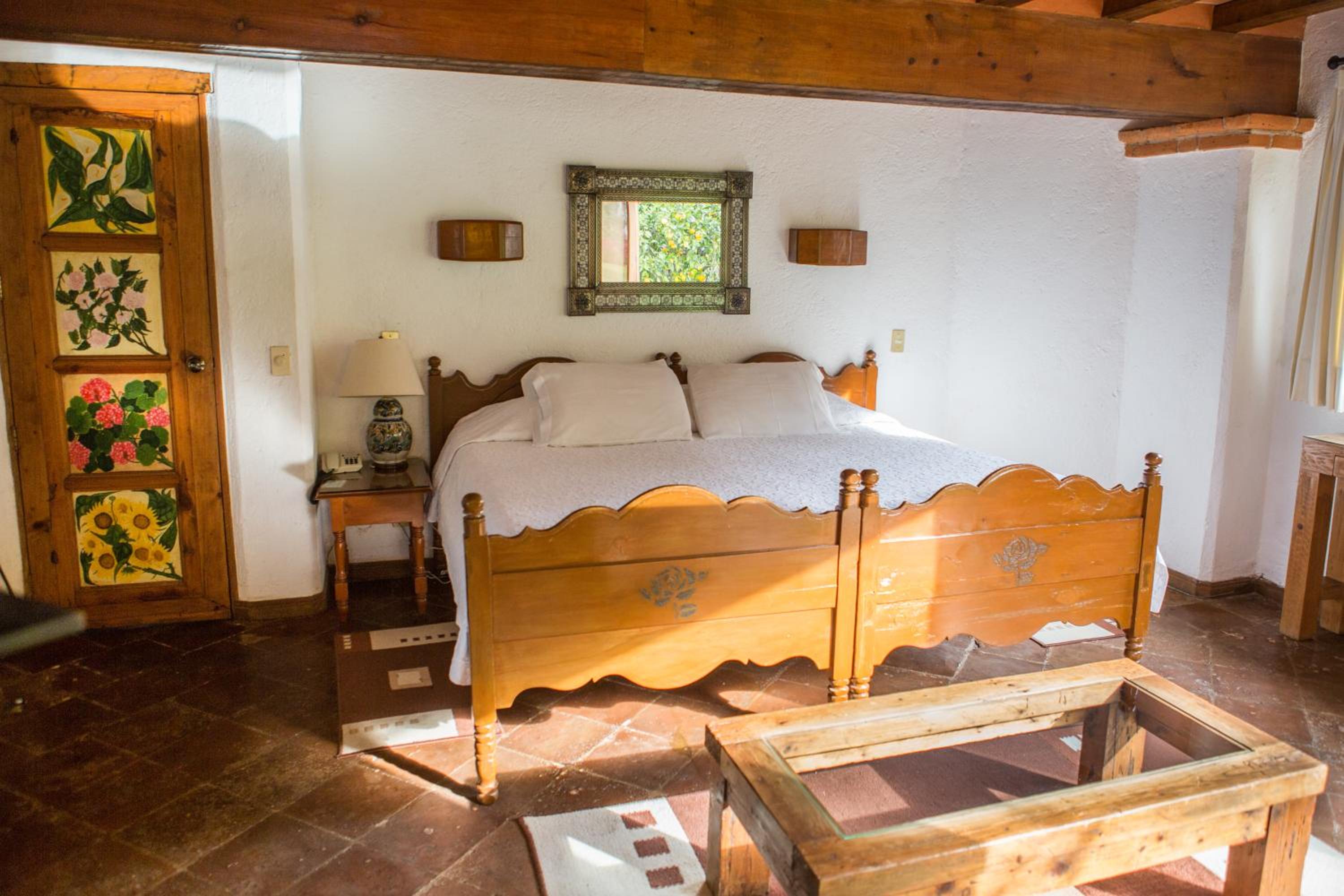 Queen Room - Photo 5
