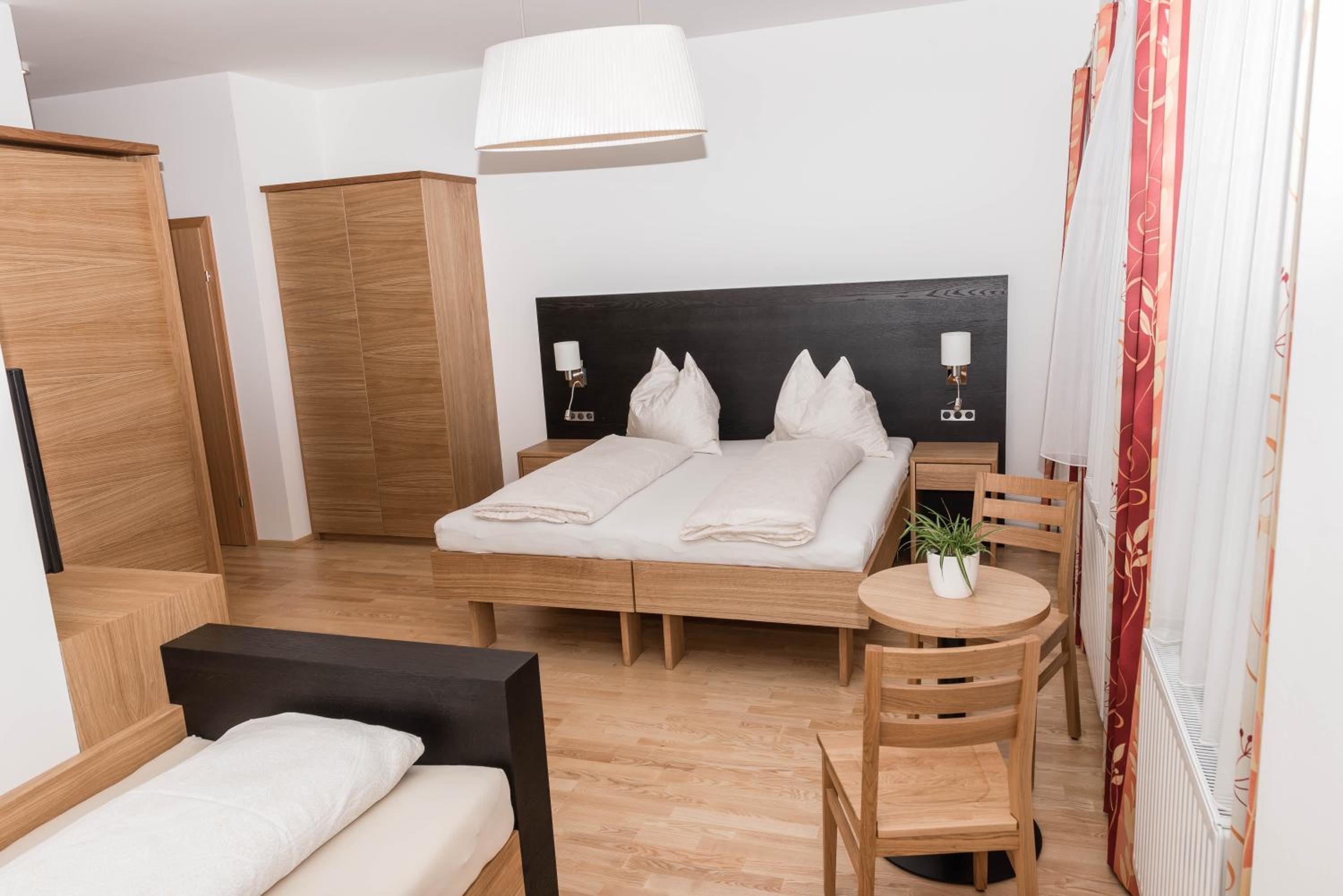 Comfort Quadruple Room - Photo 1